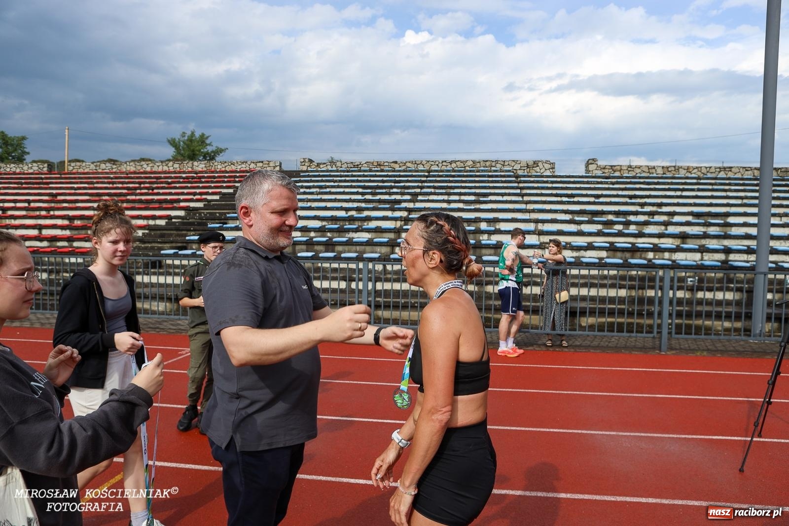 Zdjęcie w galerii na portalu naszraciborz.pl: Mateusz Mrówka najszybszy w XVII Biegu bez Granic wiadomości z regionu