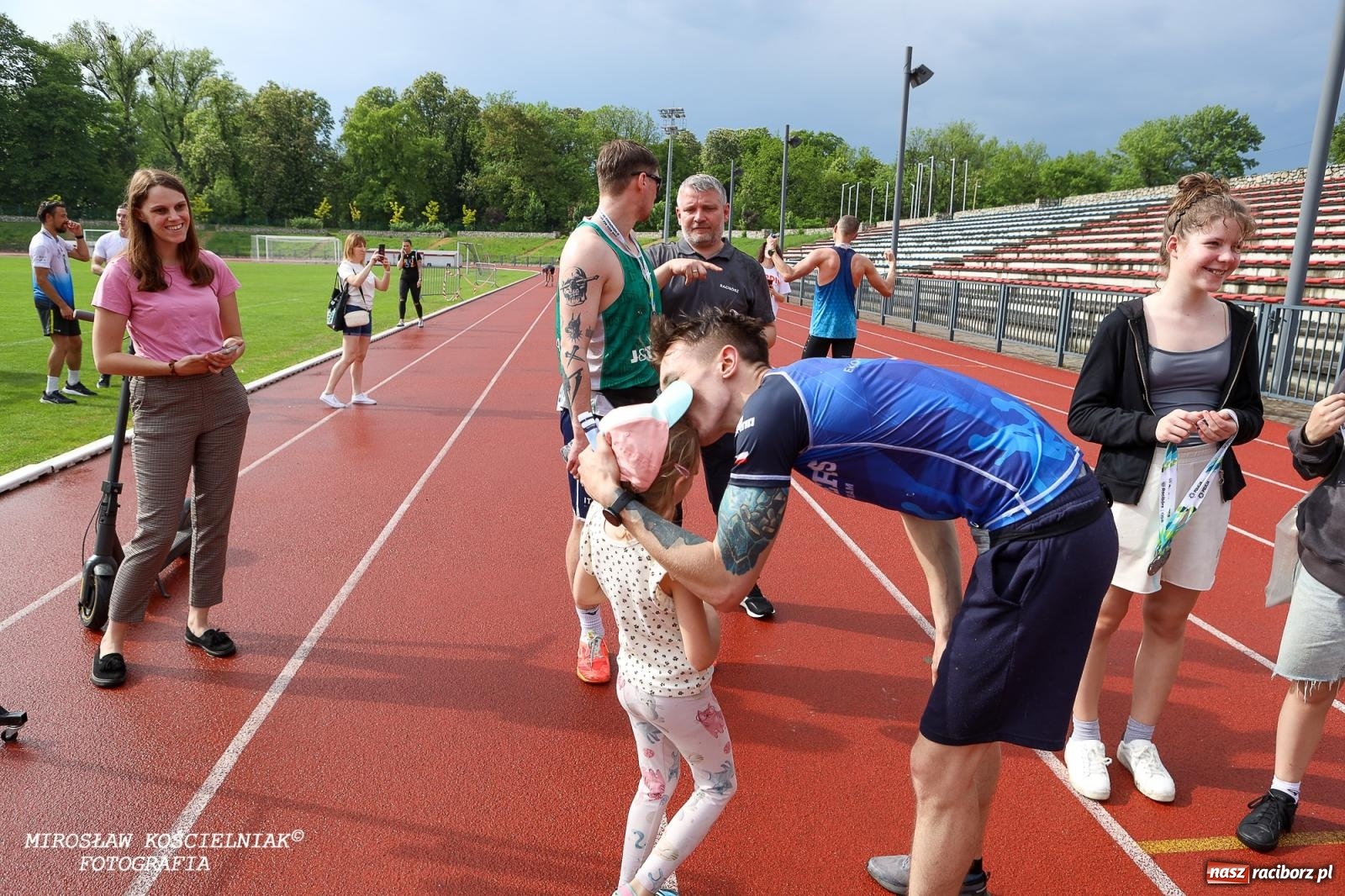 Zdjęcie w galerii na portalu naszraciborz.pl: Mateusz Mrówka najszybszy w XVII Biegu bez Granic wiadomości z regionu