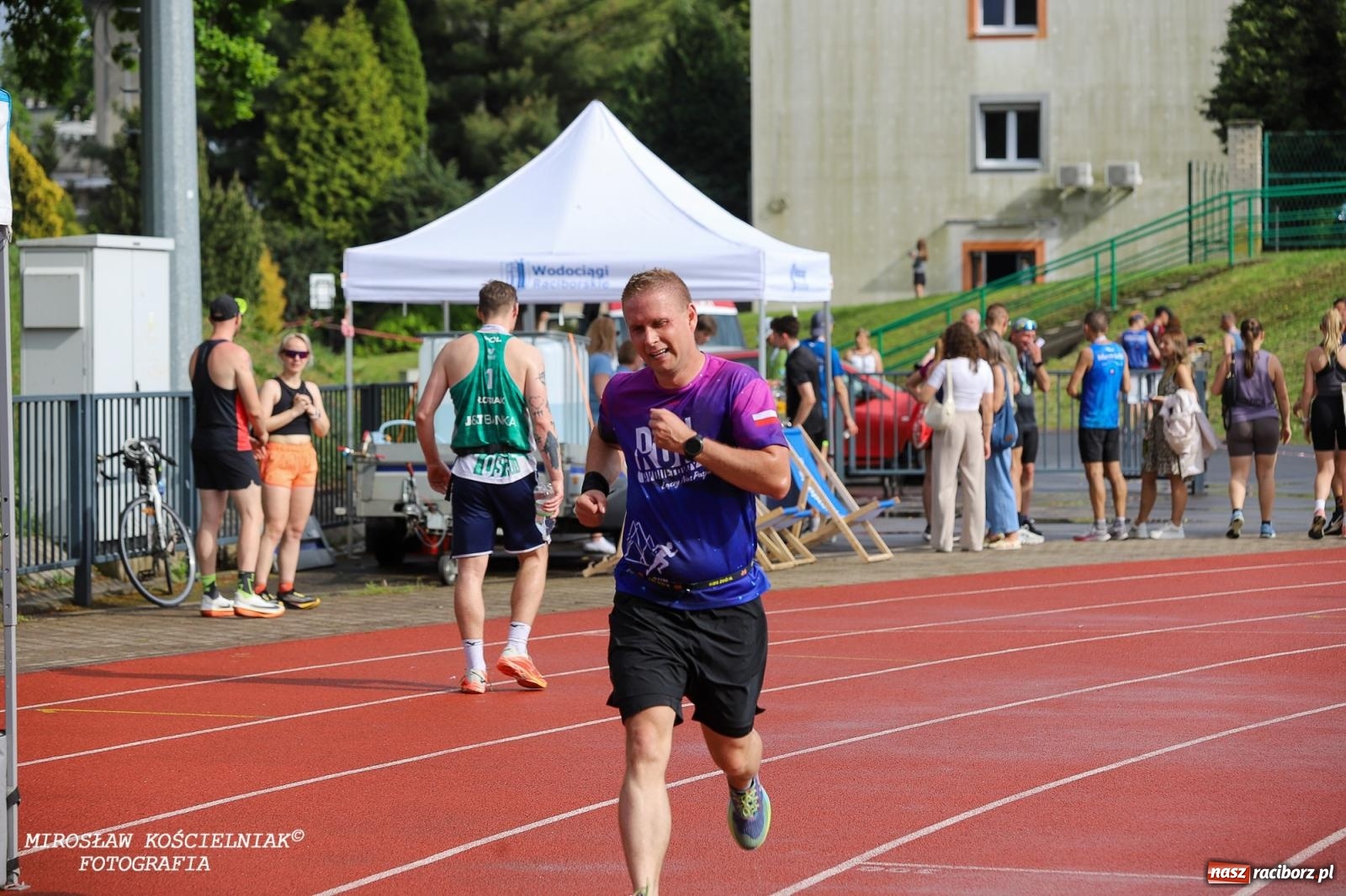 Zdjęcie w galerii na portalu naszraciborz.pl: Mateusz Mrówka najszybszy w XVII Biegu bez Granic wiadomości z regionu