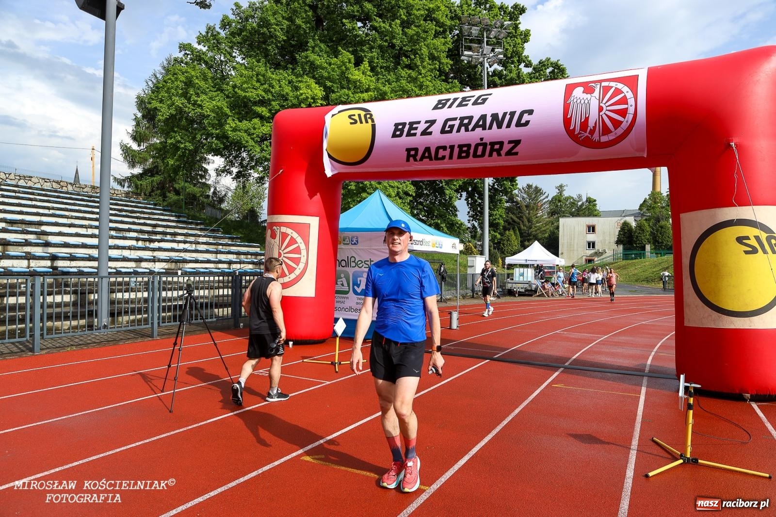 Zdjęcie w galerii na portalu naszraciborz.pl: Mateusz Mrówka najszybszy w XVII Biegu bez Granic wiadomości z regionu