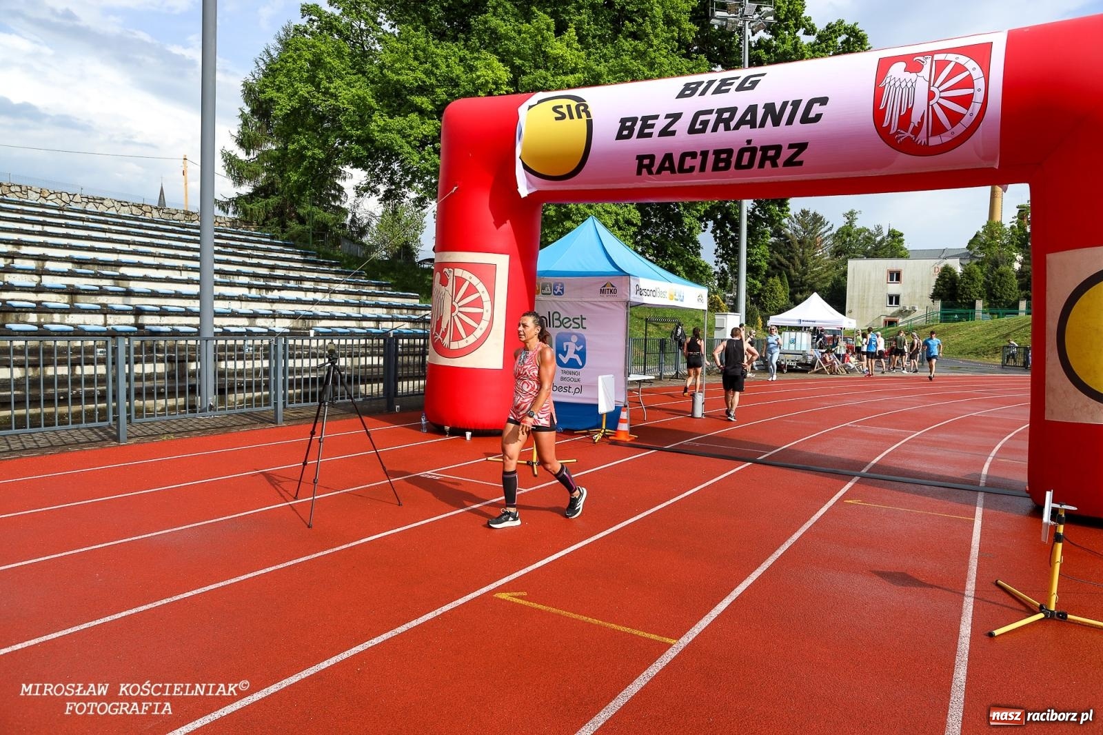 Zdjęcie w galerii na portalu naszraciborz.pl: Mateusz Mrówka najszybszy w XVII Biegu bez Granic wiadomości z regionu