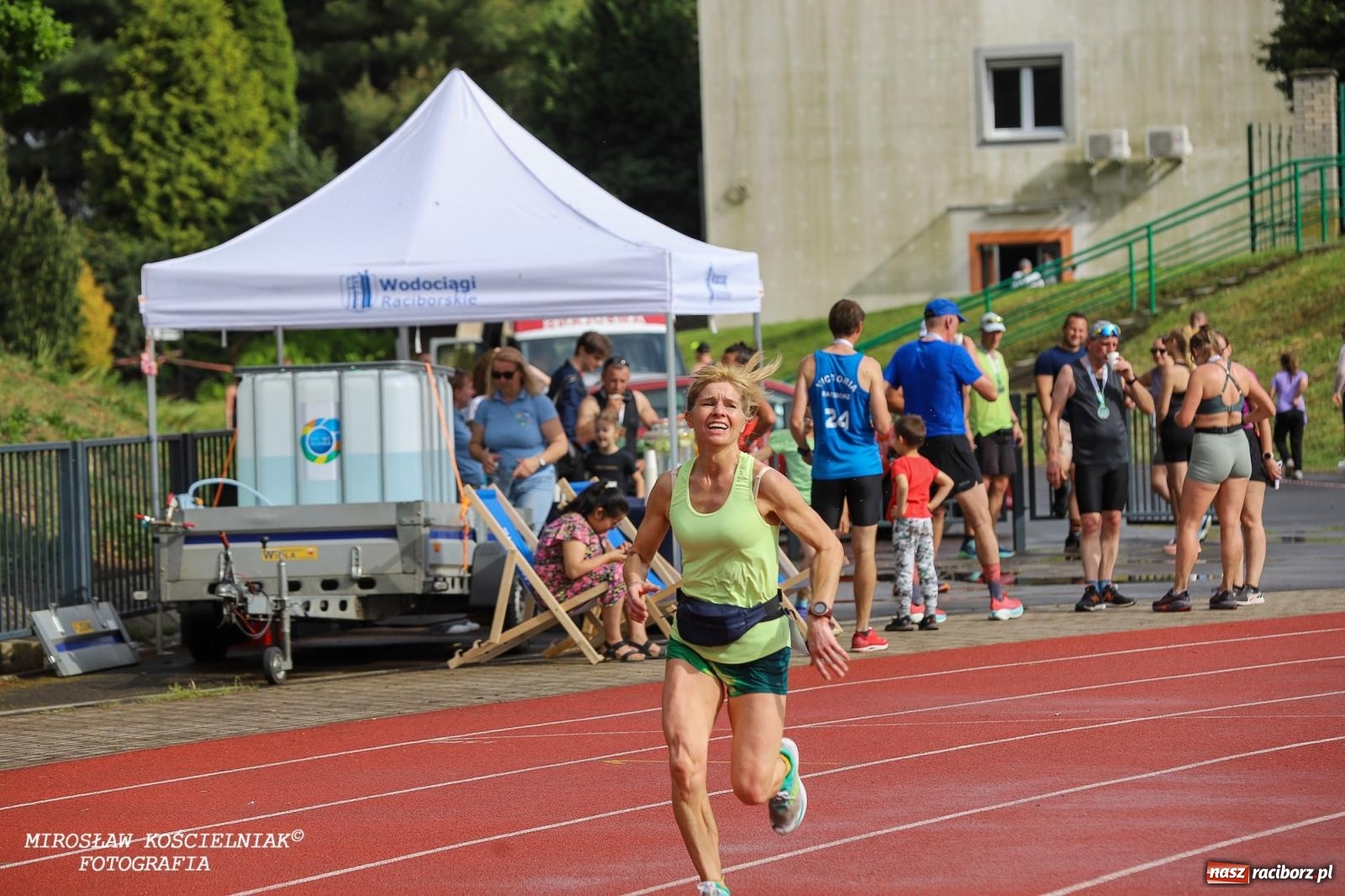 Zdjęcie w galerii na portalu naszraciborz.pl: Mateusz Mrówka najszybszy w XVII Biegu bez Granic wiadomości z regionu