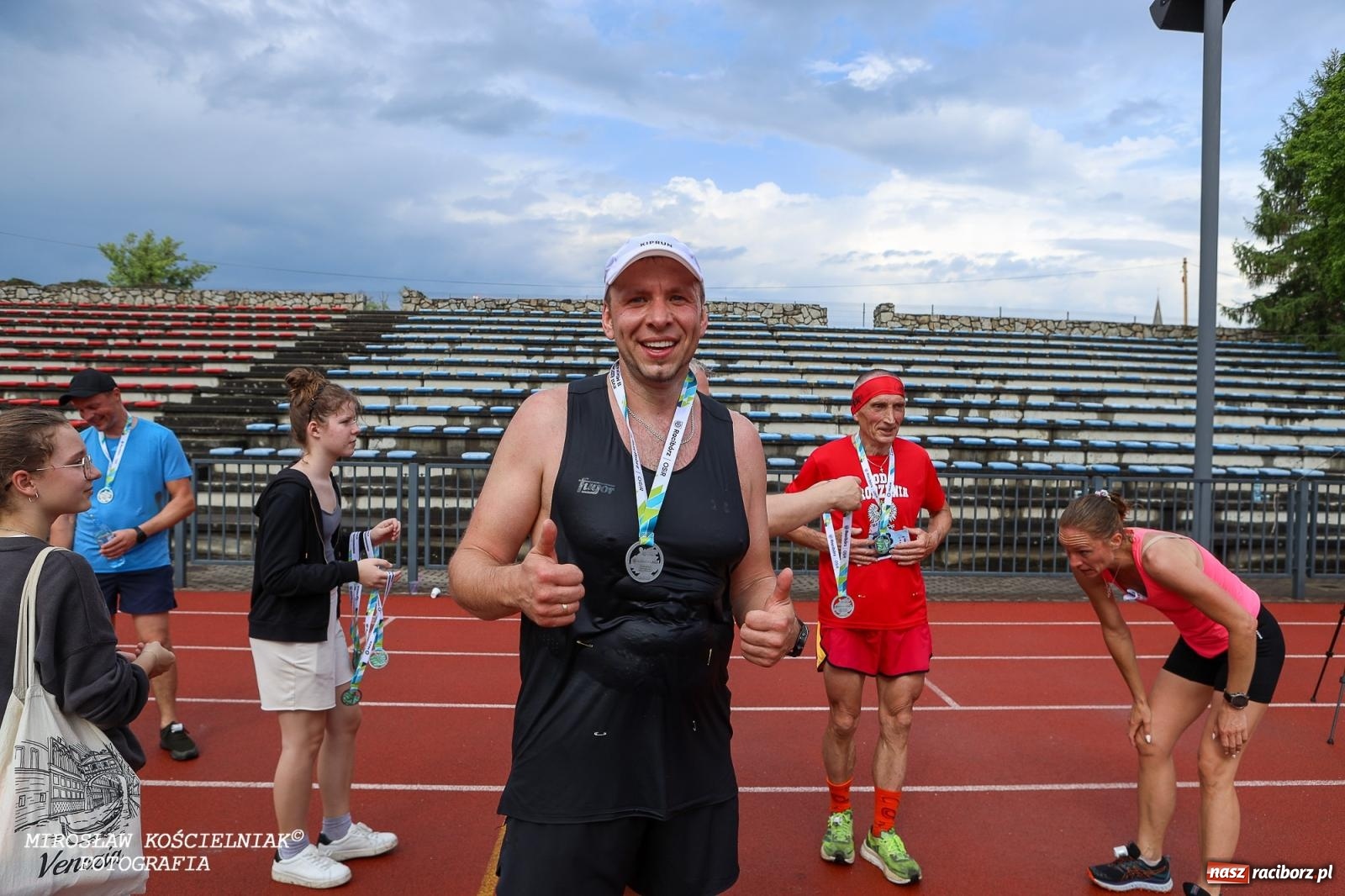 Zdjęcie w galerii na portalu naszraciborz.pl: Mateusz Mrówka najszybszy w XVII Biegu bez Granic wiadomości z regionu