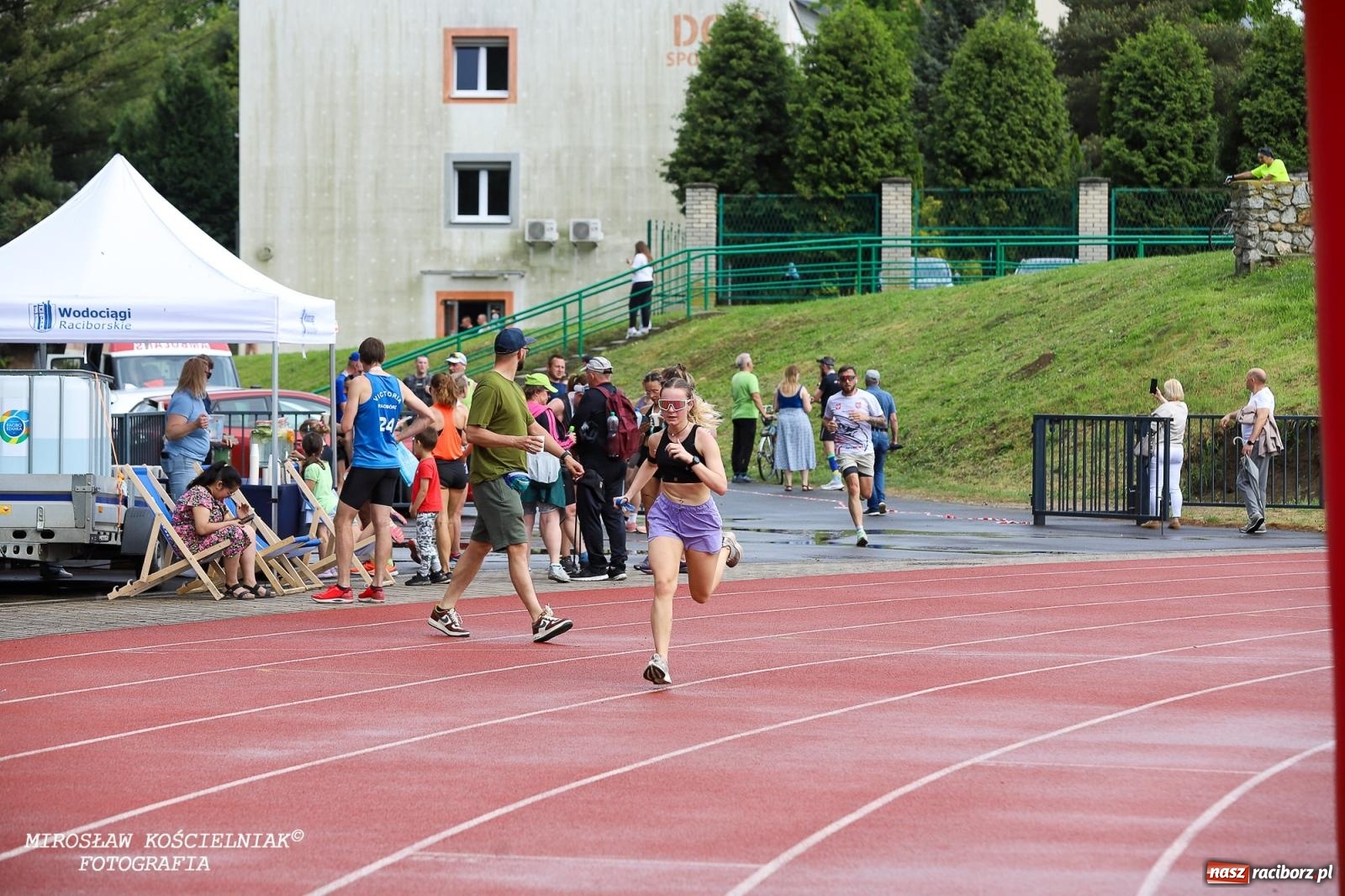 Zdjęcie w galerii na portalu naszraciborz.pl: Mateusz Mrówka najszybszy w XVII Biegu bez Granic wiadomości z regionu
