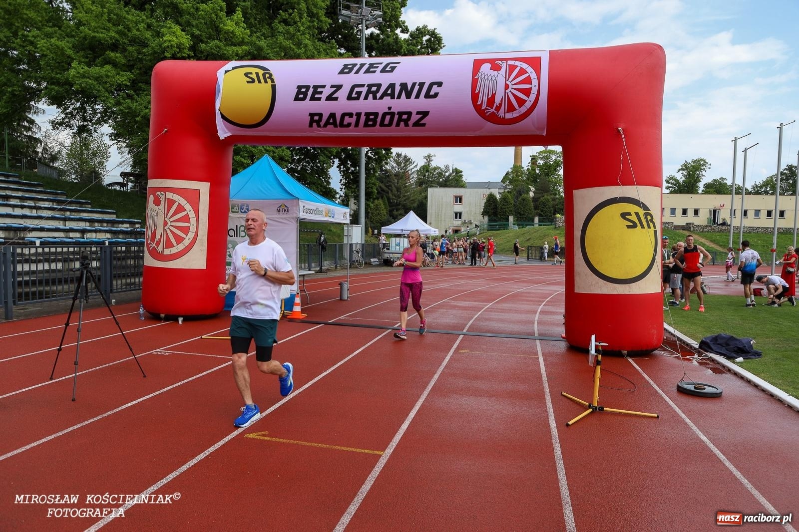 Zdjęcie w galerii na portalu naszraciborz.pl: Mateusz Mrówka najszybszy w XVII Biegu bez Granic wiadomości z regionu
