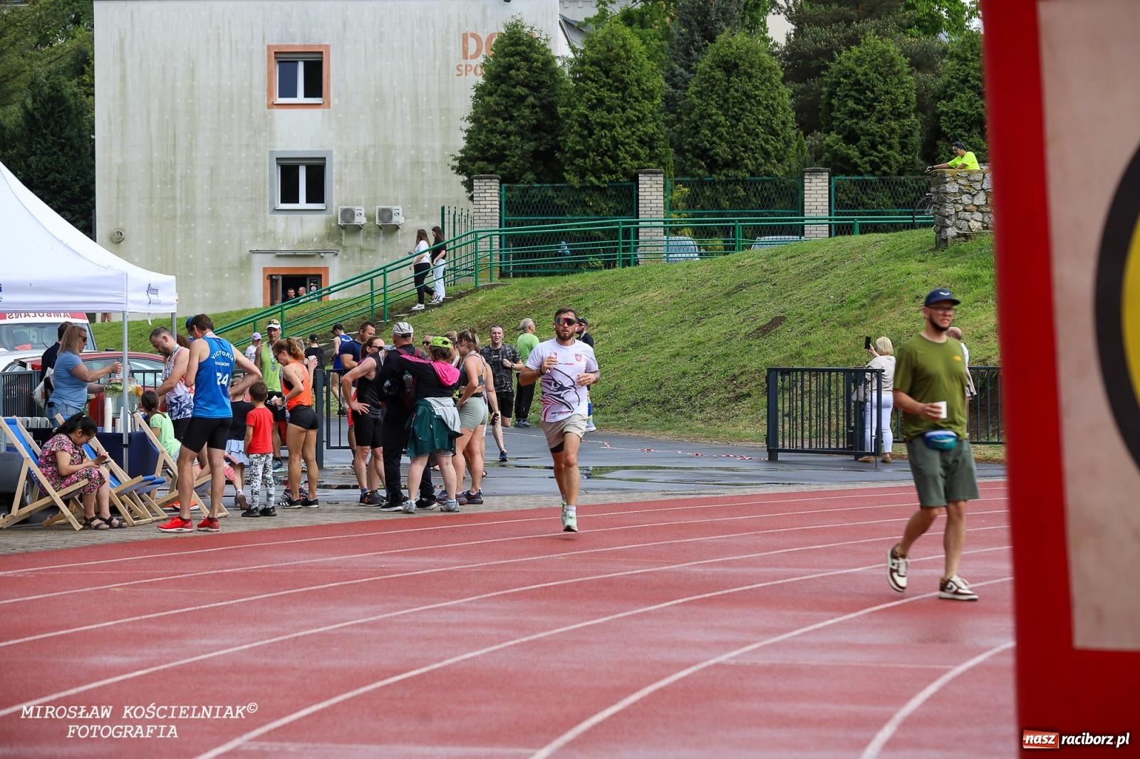 Zdjęcie w galerii na portalu naszraciborz.pl: Mateusz Mrówka najszybszy w XVII Biegu bez Granic wiadomości z regionu