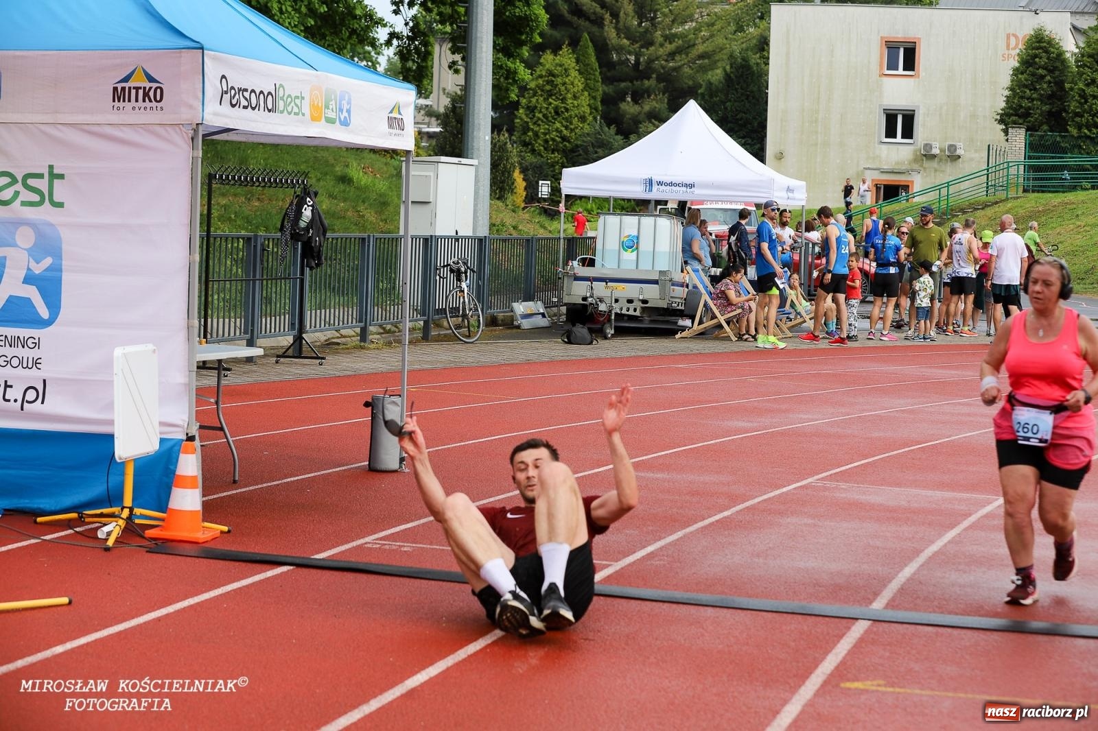 Zdjęcie w galerii na portalu naszraciborz.pl: Mateusz Mrówka najszybszy w XVII Biegu bez Granic wiadomości z regionu
