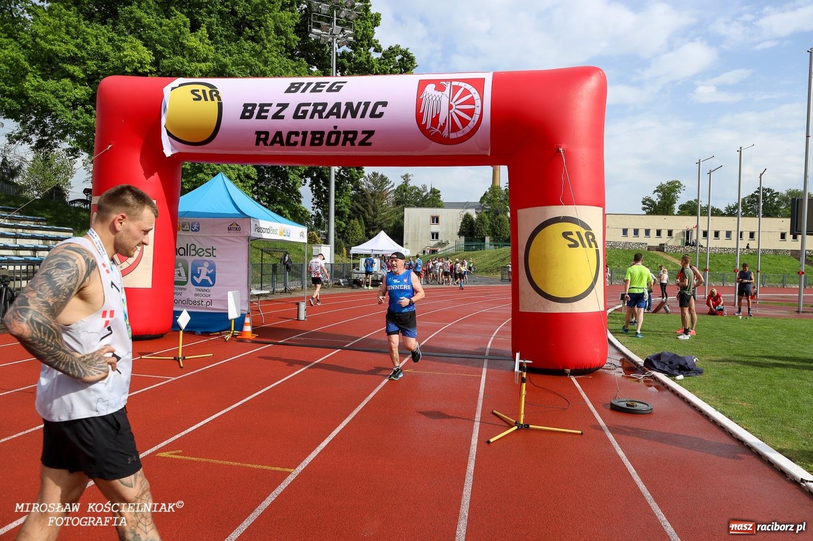 Zdjęcie w galerii na portalu naszraciborz.pl: Mateusz Mrówka najszybszy w XVII Biegu bez Granic wiadomości z regionu