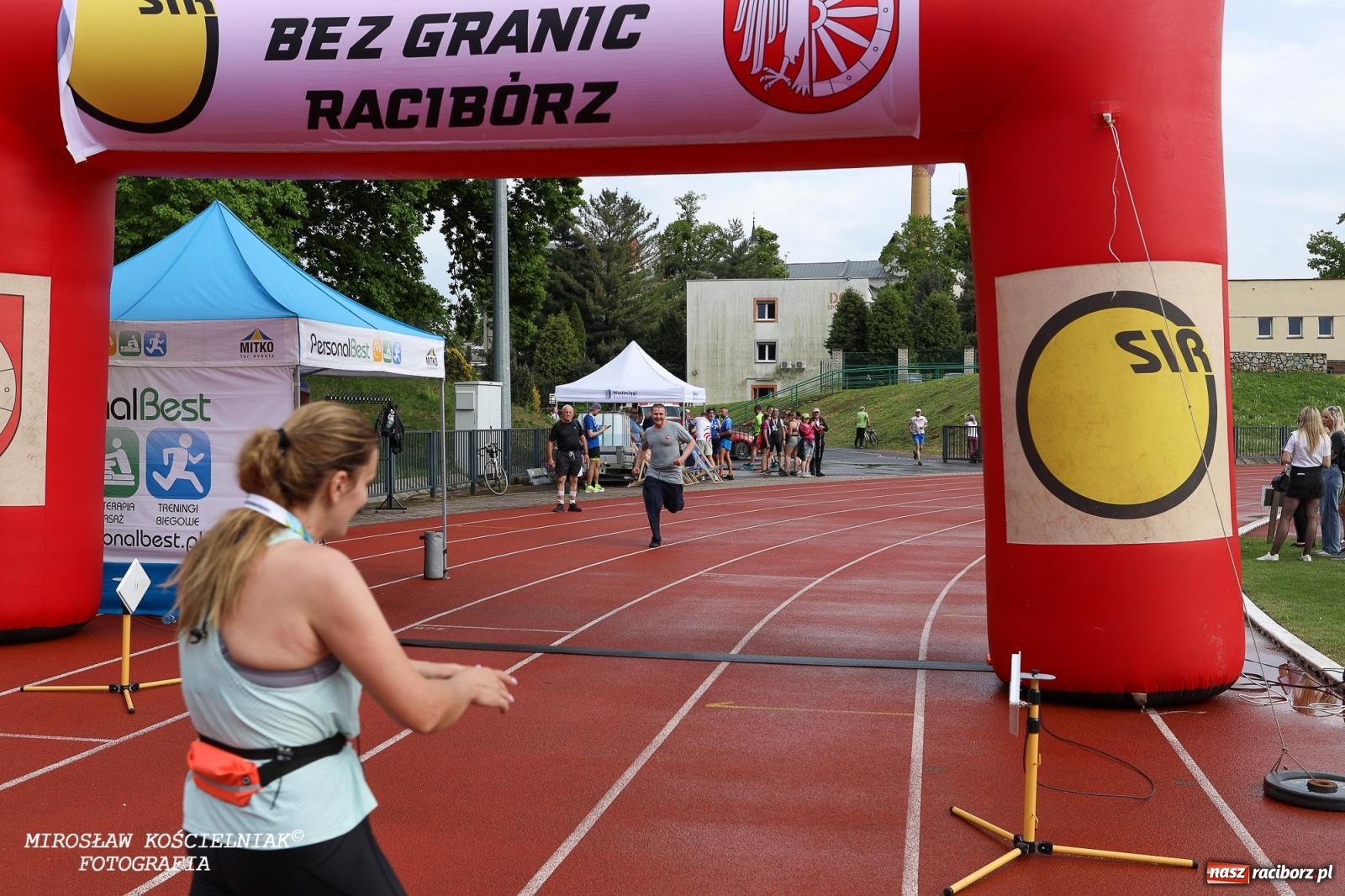 Zdjęcie w galerii na portalu naszraciborz.pl: Mateusz Mrówka najszybszy w XVII Biegu bez Granic wiadomości z regionu