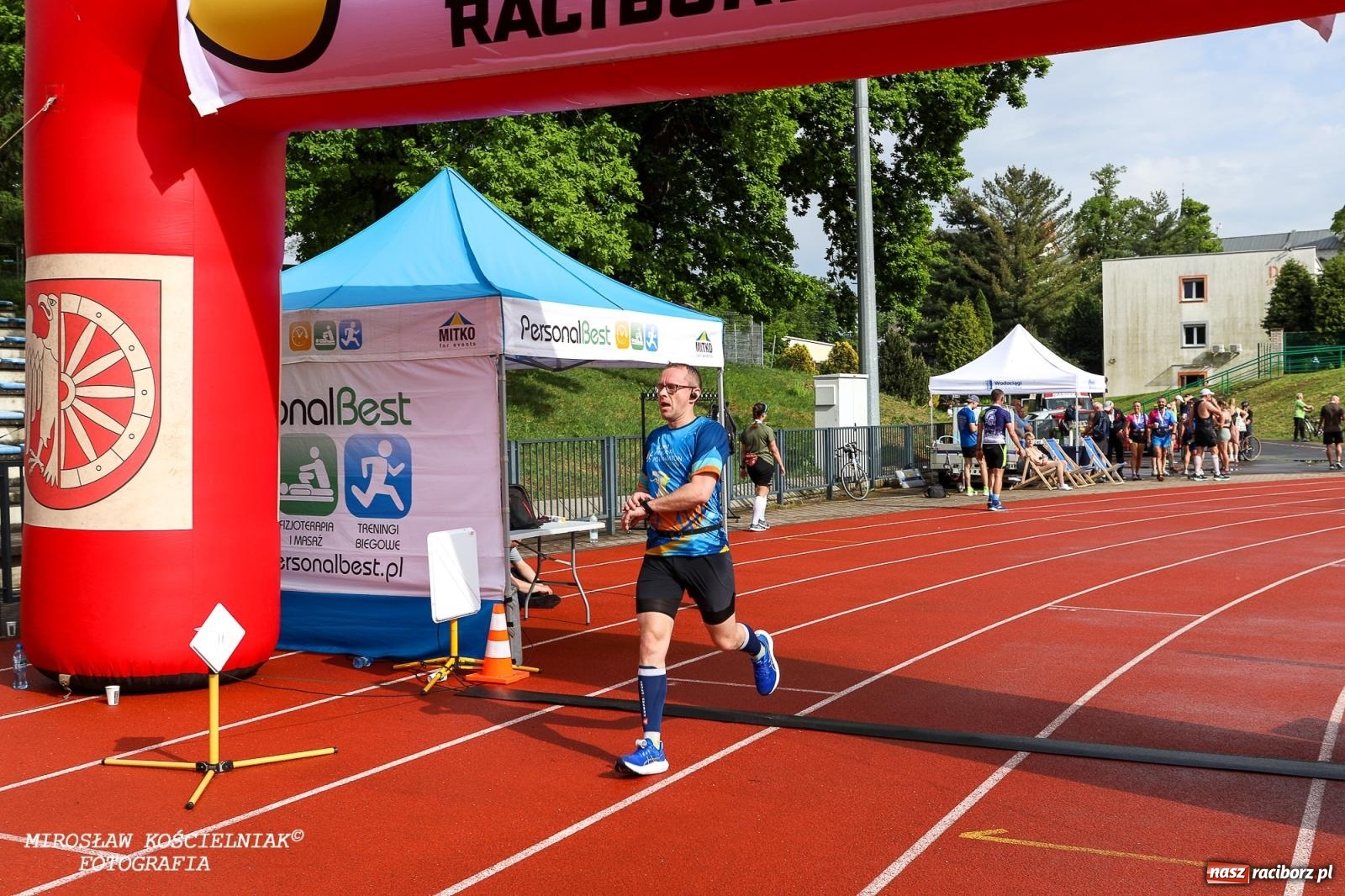 Zdjęcie w galerii na portalu naszraciborz.pl: Mateusz Mrówka najszybszy w XVII Biegu bez Granic wiadomości z regionu