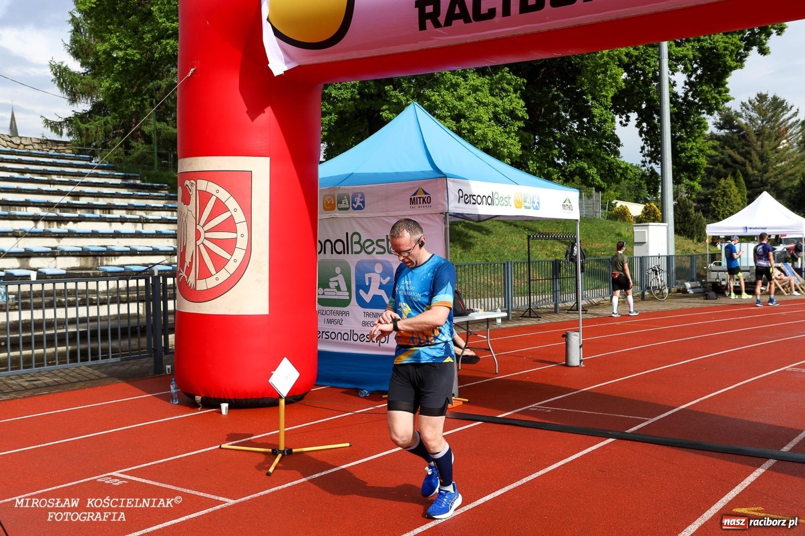 Zdjęcie w galerii na portalu naszraciborz.pl: Mateusz Mrówka najszybszy w XVII Biegu bez Granic wiadomości z regionu