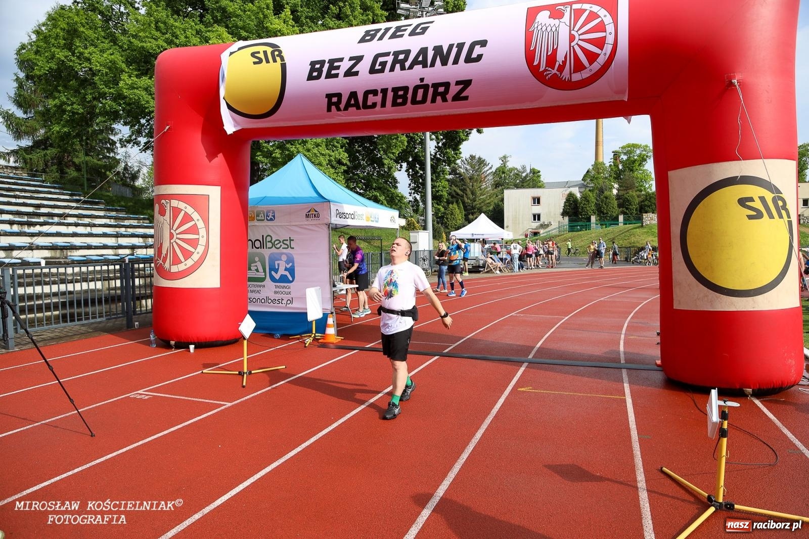 Zdjęcie w galerii na portalu naszraciborz.pl: Mateusz Mrówka najszybszy w XVII Biegu bez Granic wiadomości z regionu