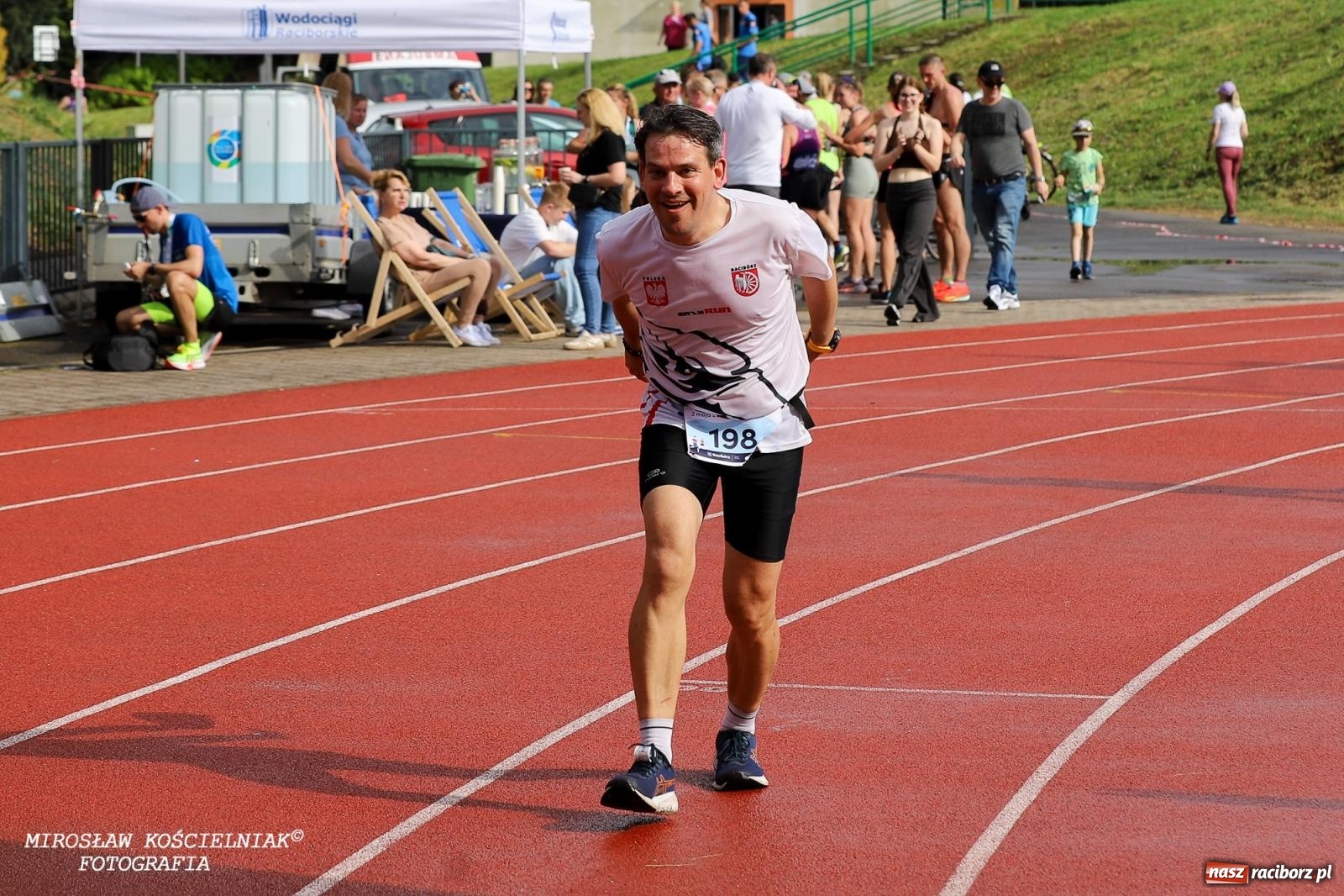 Zdjęcie w galerii na portalu naszraciborz.pl: Mateusz Mrówka najszybszy w XVII Biegu bez Granic wiadomości z regionu