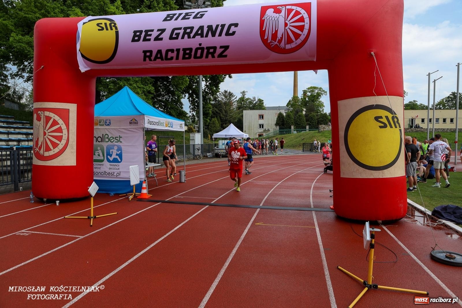 Zdjęcie w galerii na portalu naszraciborz.pl: Mateusz Mrówka najszybszy w XVII Biegu bez Granic wiadomości z regionu