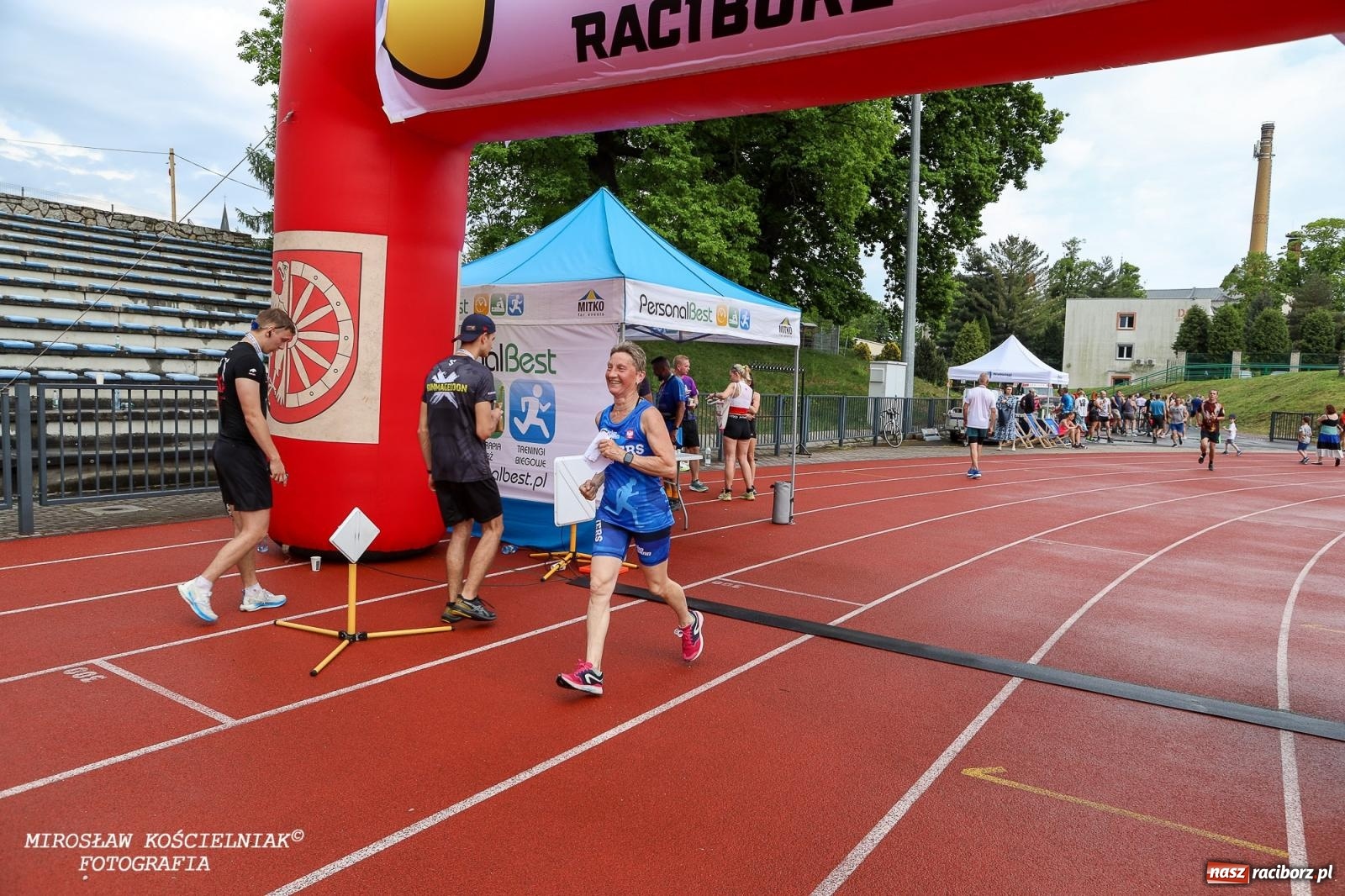 Zdjęcie w galerii na portalu naszraciborz.pl: Mateusz Mrówka najszybszy w XVII Biegu bez Granic wiadomości z regionu