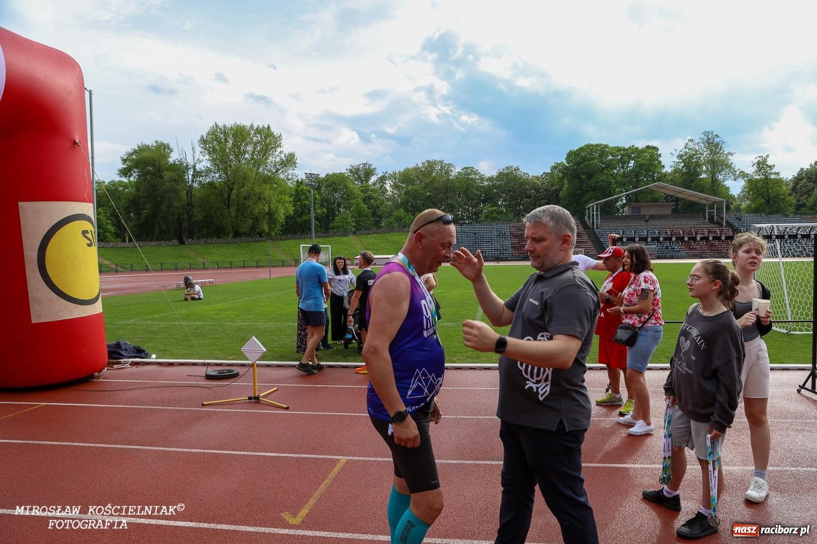 Zdjęcie w galerii na portalu naszraciborz.pl: Mateusz Mrówka najszybszy w XVII Biegu bez Granic wiadomości z regionu