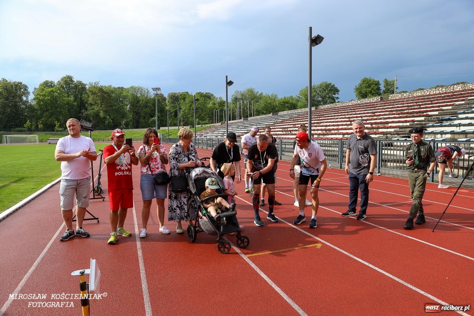 Zdjęcie w galerii na portalu naszraciborz.pl: Mateusz Mrówka najszybszy w XVII Biegu bez Granic wiadomości z regionu