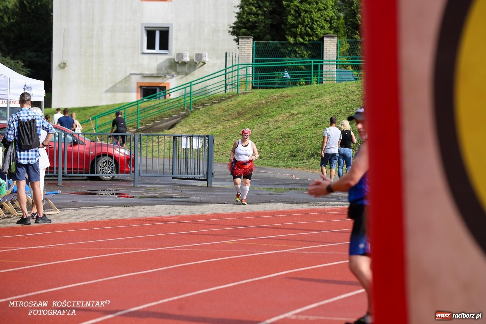 Zdjęcie w galerii na portalu naszraciborz.pl: Mateusz Mrówka najszybszy w XVII Biegu bez Granic wiadomości z regionu