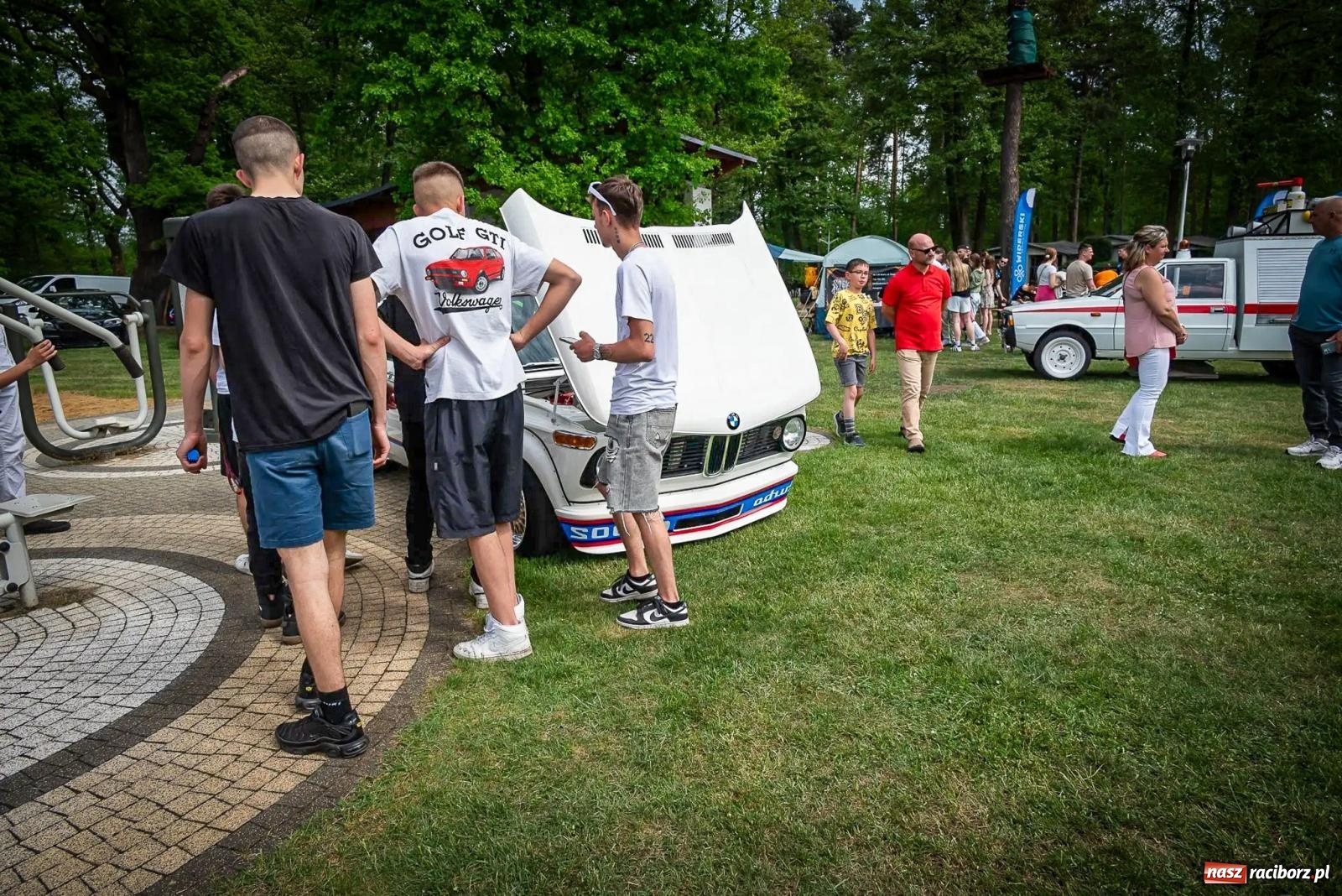 Zdjęcie w galerii na portalu naszraciborz.pl: Car Party w Aquabrax Szymocice - żądza prędkości i doskonałości [FOTO  i WIDEO] wiadomości z regionu