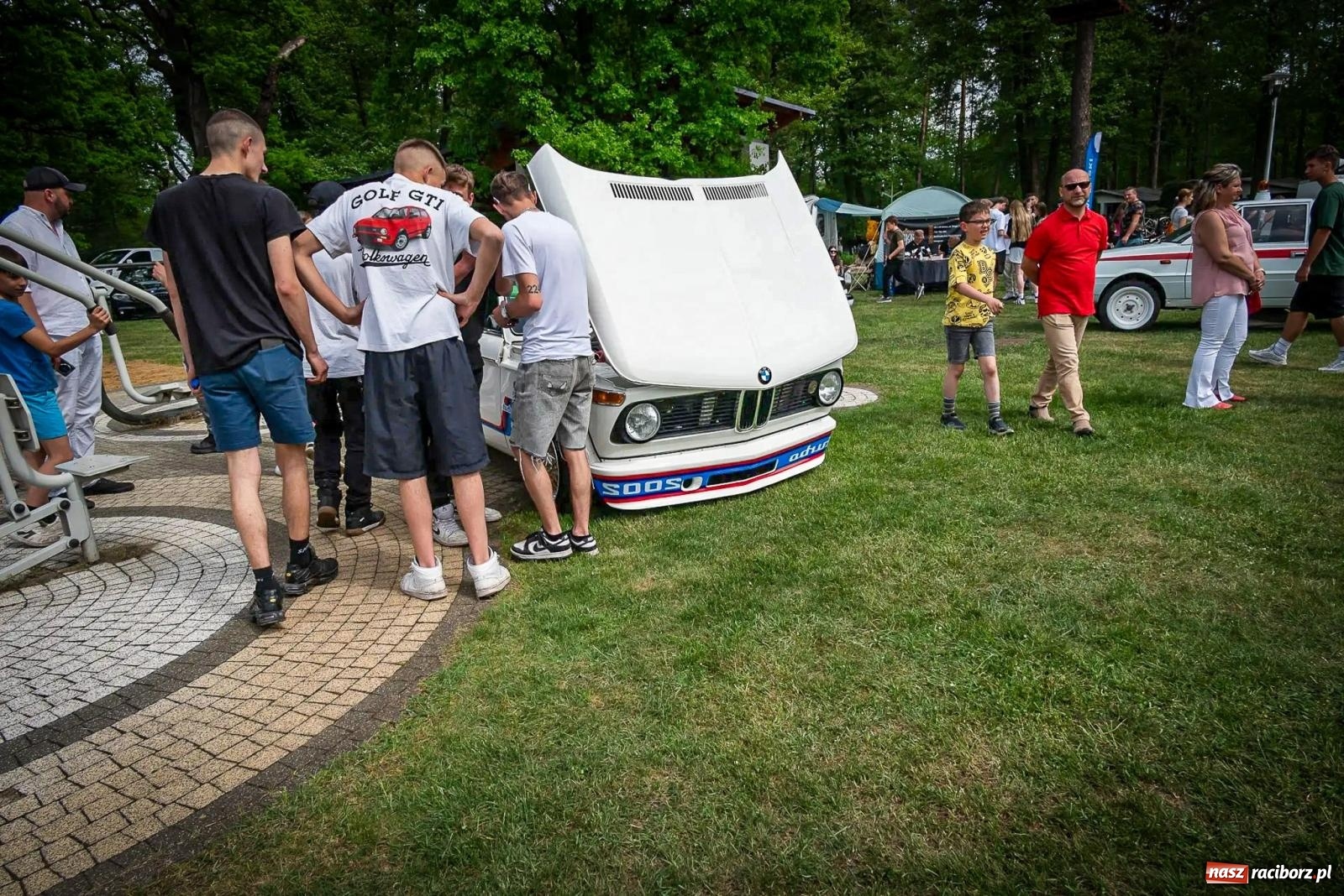 Zdjęcie w galerii na portalu naszraciborz.pl: Car Party w Aquabrax Szymocice - żądza prędkości i doskonałości [FOTO  i WIDEO] wiadomości z regionu