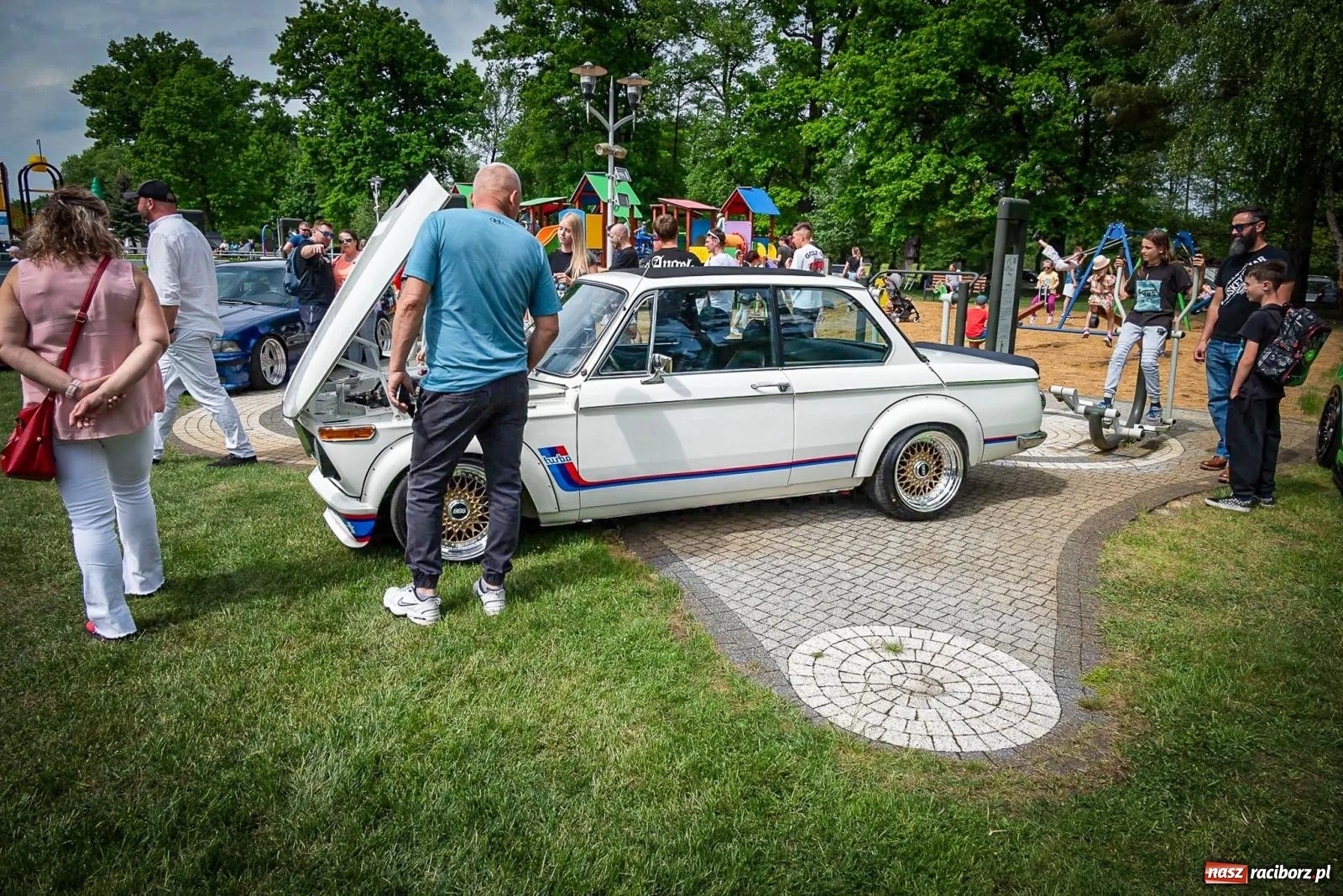Zdjęcie w galerii na portalu naszraciborz.pl: Car Party w Aquabrax Szymocice - żądza prędkości i doskonałości [FOTO  i WIDEO] wiadomości z regionu