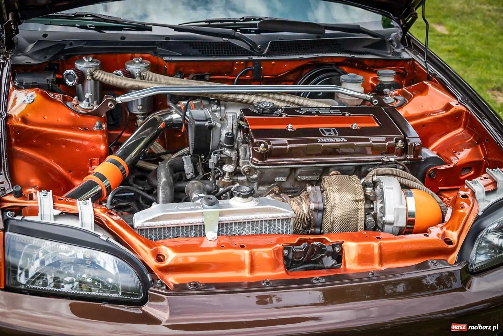 Zdjęcie w galerii na portalu naszraciborz.pl: Car Party w Aquabrax Szymocice - żądza prędkości i doskonałości [FOTO  i WIDEO] wiadomości z regionu