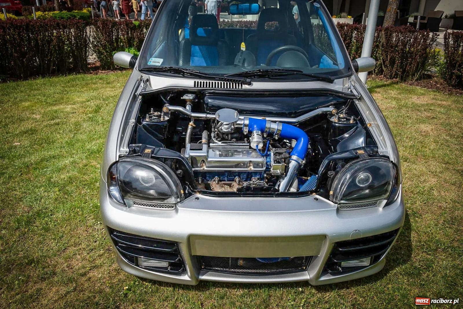 Zdjęcie w galerii na portalu naszraciborz.pl: Car Party w Aquabrax Szymocice - żądza prędkości i doskonałości [FOTO  i WIDEO] wiadomości z regionu