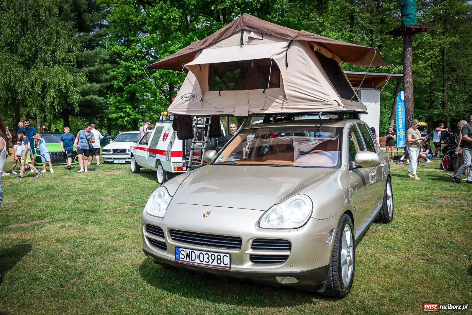 Zdjęcie w galerii na portalu naszraciborz.pl: Car Party w Aquabrax Szymocice - żądza prędkości i doskonałości [FOTO  i WIDEO] wiadomości z regionu