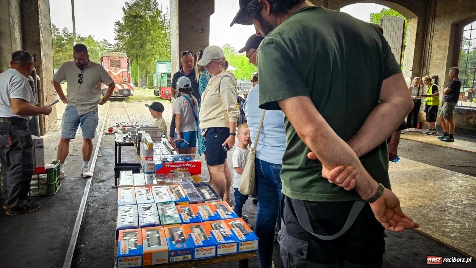 Zdjęcie w galerii na portalu naszraciborz.pl: Rudzka majówka z wąskotorówką i makietą kolejową [FOTO i WIDEO] wiadomości z regionu