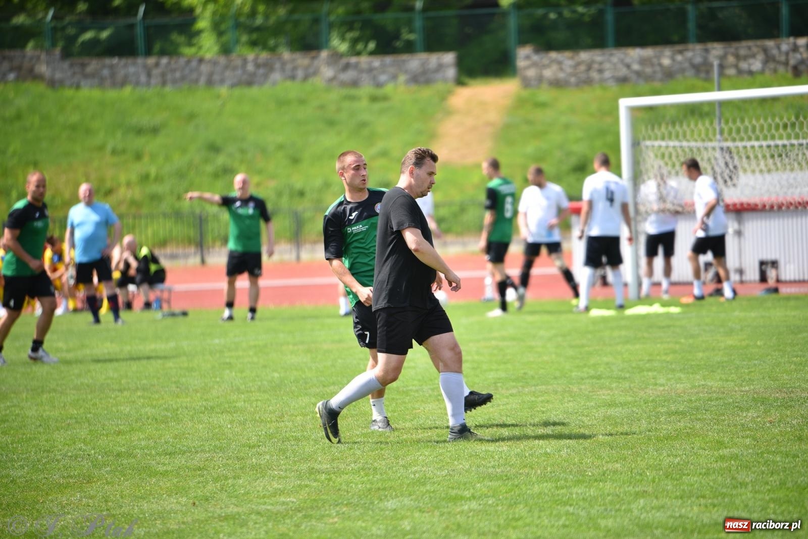 Zdjęcie w galerii na portalu naszraciborz.pl: Piłkarskie zmagania śląskich policjantów na stadionie przy Zamkowej [FOTO i WIDEO] wiadomości z regionu