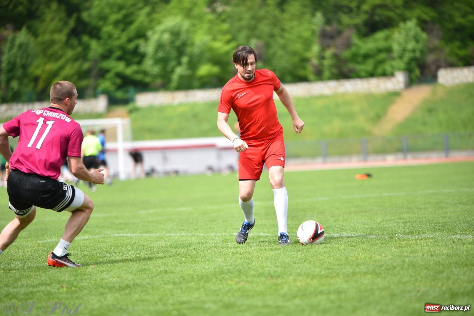 Zdjęcie w galerii na portalu naszraciborz.pl: Piłkarskie zmagania śląskich policjantów na stadionie przy Zamkowej [FOTO i WIDEO] wiadomości z regionu