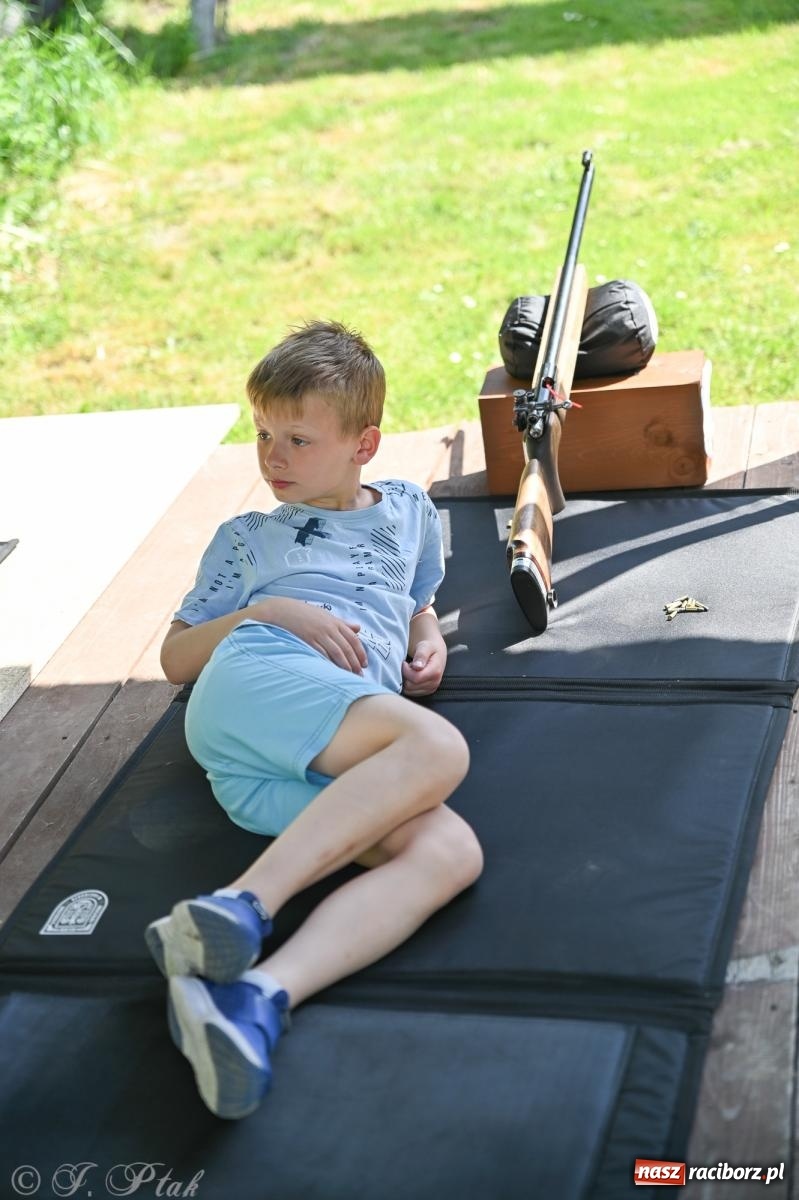 Zdjęcie w galerii na portalu naszraciborz.pl: Sportowe upamiętnienie Konstytucji 3 Maja na strzelnicy przy Łąkowej wiadomości z regionu