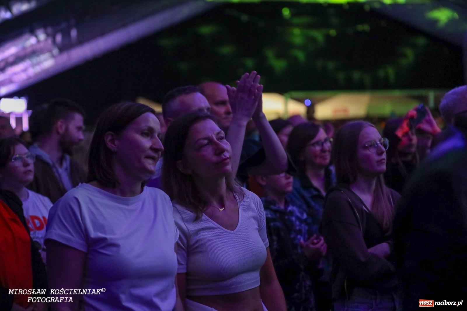 Zdjęcie w galerii na portalu naszraciborz.pl: Coco Jamboo, czyli LayZee aka Mr. President w Szymocicach [FOTO i WIDEO] wiadomości z regionu