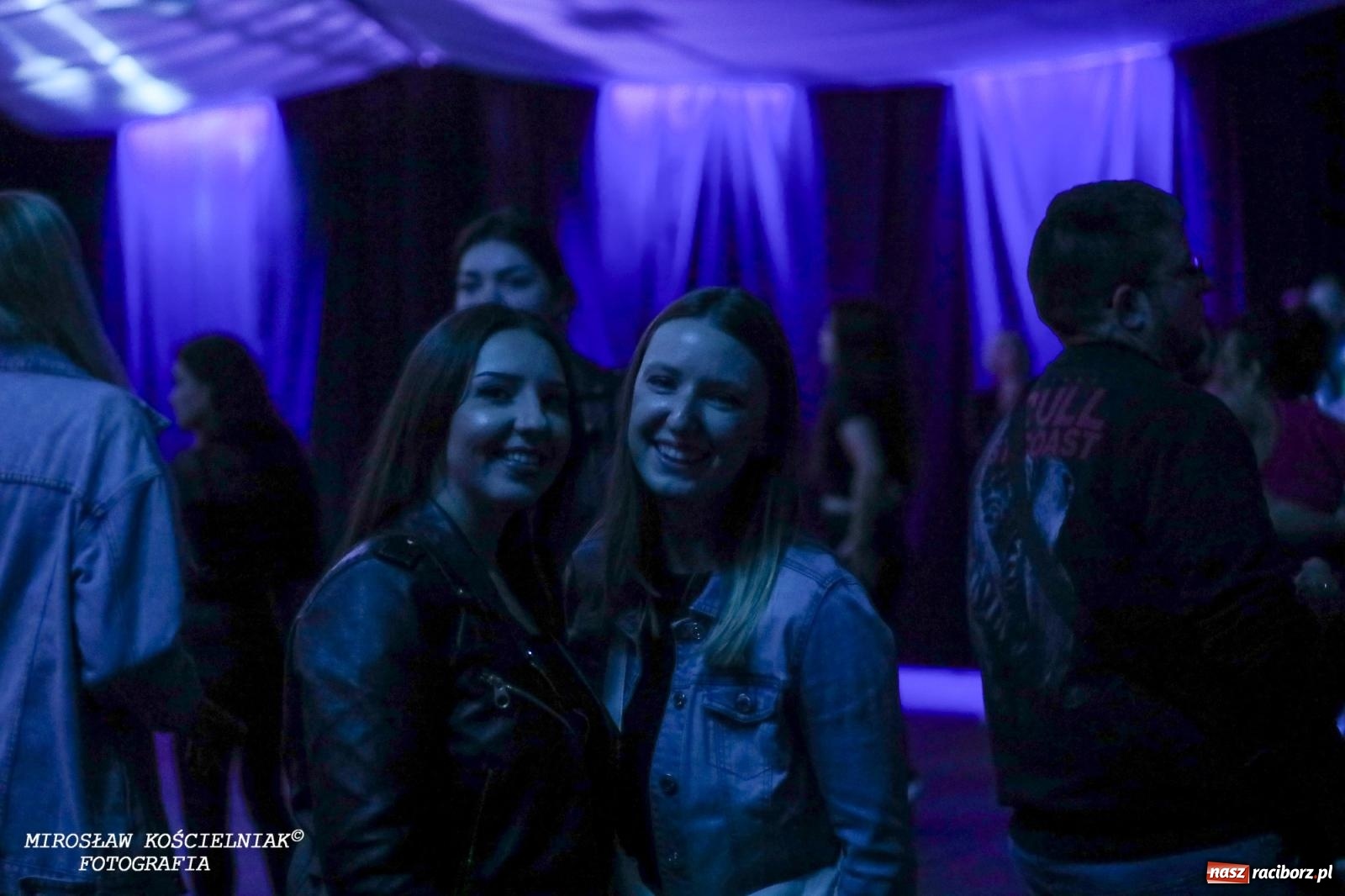 Zdjęcie w galerii na portalu naszraciborz.pl: Coco Jamboo, czyli LayZee aka Mr. President w Szymocicach [FOTO i WIDEO] wiadomości z regionu