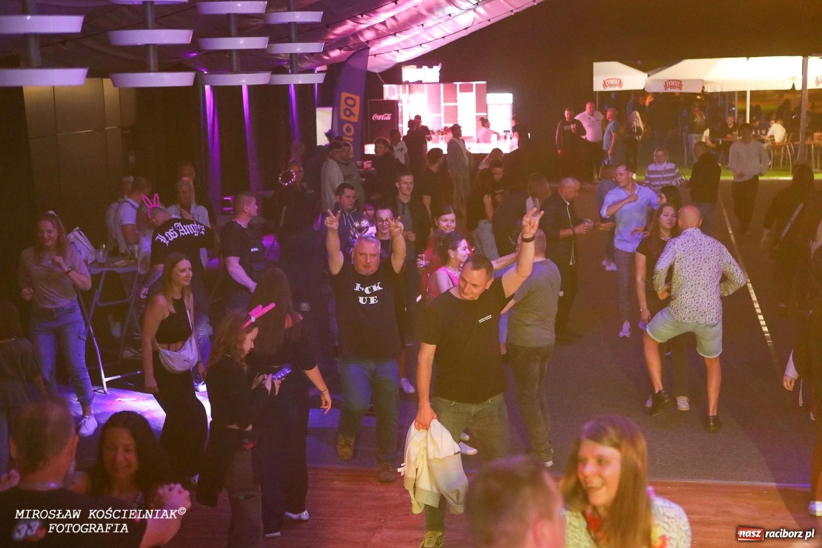 Zdjęcie w galerii na portalu naszraciborz.pl: Coco Jamboo, czyli LayZee aka Mr. President w Szymocicach [FOTO i WIDEO] wiadomości z regionu