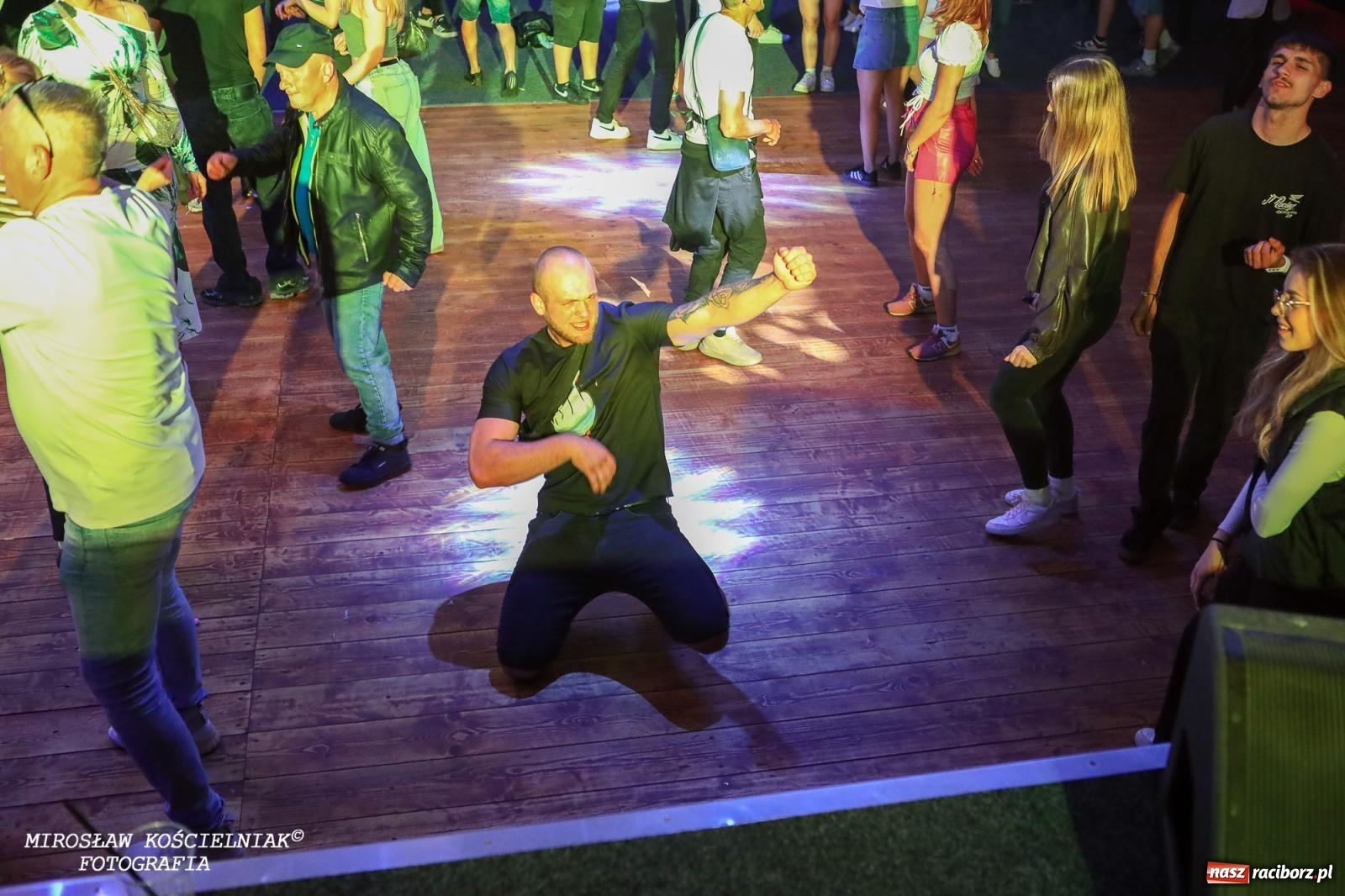 Zdjęcie w galerii na portalu naszraciborz.pl: Coco Jamboo, czyli LayZee aka Mr. President w Szymocicach [FOTO i WIDEO] wiadomości z regionu