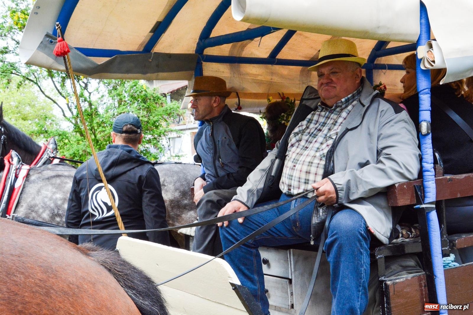 Zdjęcie w galerii na portalu naszraciborz.pl: W Pogrzebieniu ruszyła 148. procesja upamiętniająca wielkie gradobicie z 1877 roku wiadomości z regionu