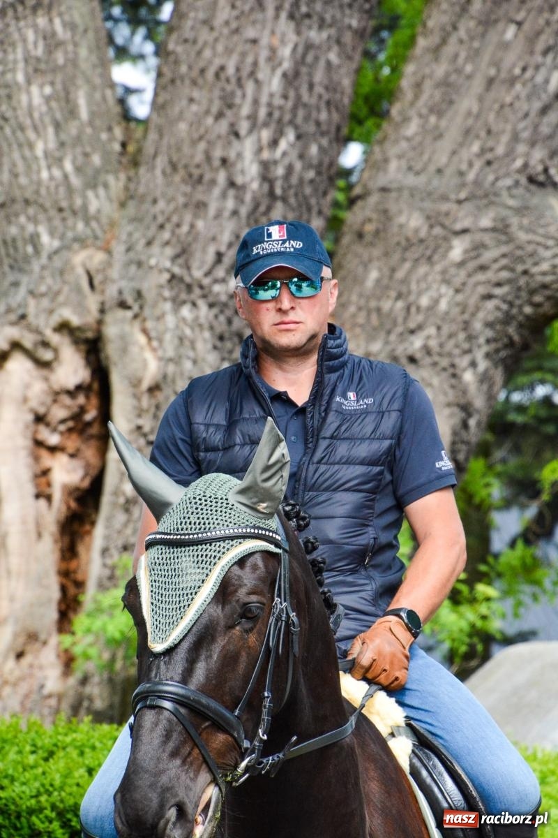 Zdjęcie w galerii na portalu naszraciborz.pl: W Pogrzebieniu ruszyła 148. procesja upamiętniająca wielkie gradobicie z 1877 roku wiadomości z regionu