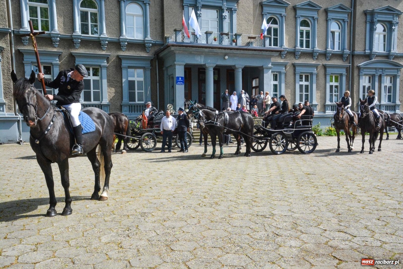 Zdjęcie w galerii na portalu naszraciborz.pl: W Pogrzebieniu ruszyła 148. procesja upamiętniająca wielkie gradobicie z 1877 roku wiadomości z regionu