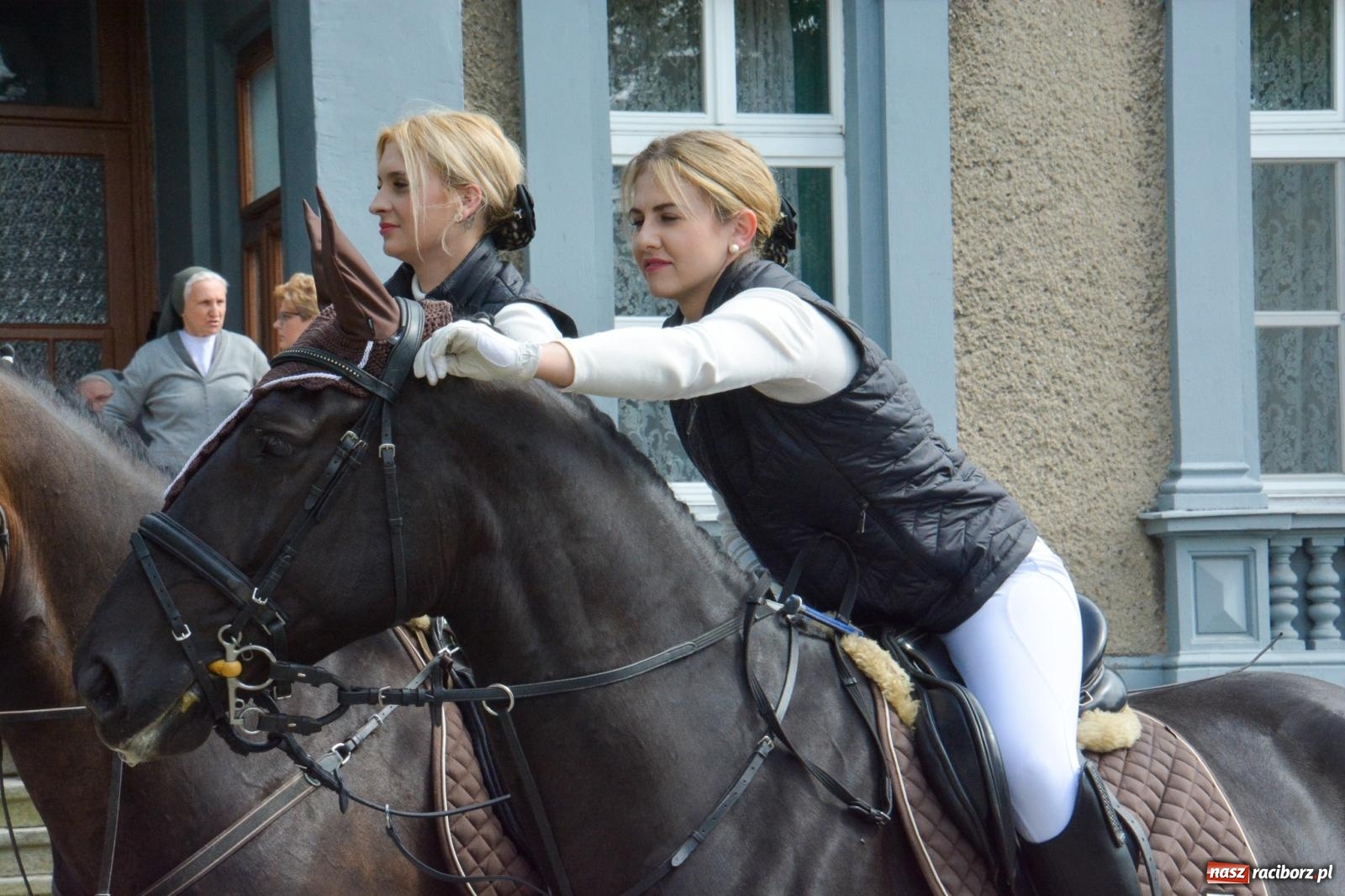 Zdjęcie w galerii na portalu naszraciborz.pl: W Pogrzebieniu ruszyła 148. procesja upamiętniająca wielkie gradobicie z 1877 roku wiadomości z regionu