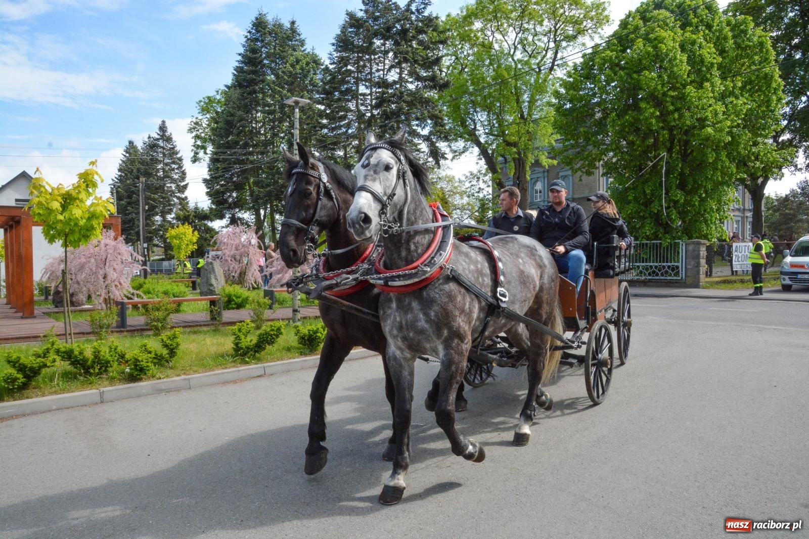 Zdjęcie w galerii na portalu naszraciborz.pl: W Pogrzebieniu ruszyła 148. procesja upamiętniająca wielkie gradobicie z 1877 roku wiadomości z regionu