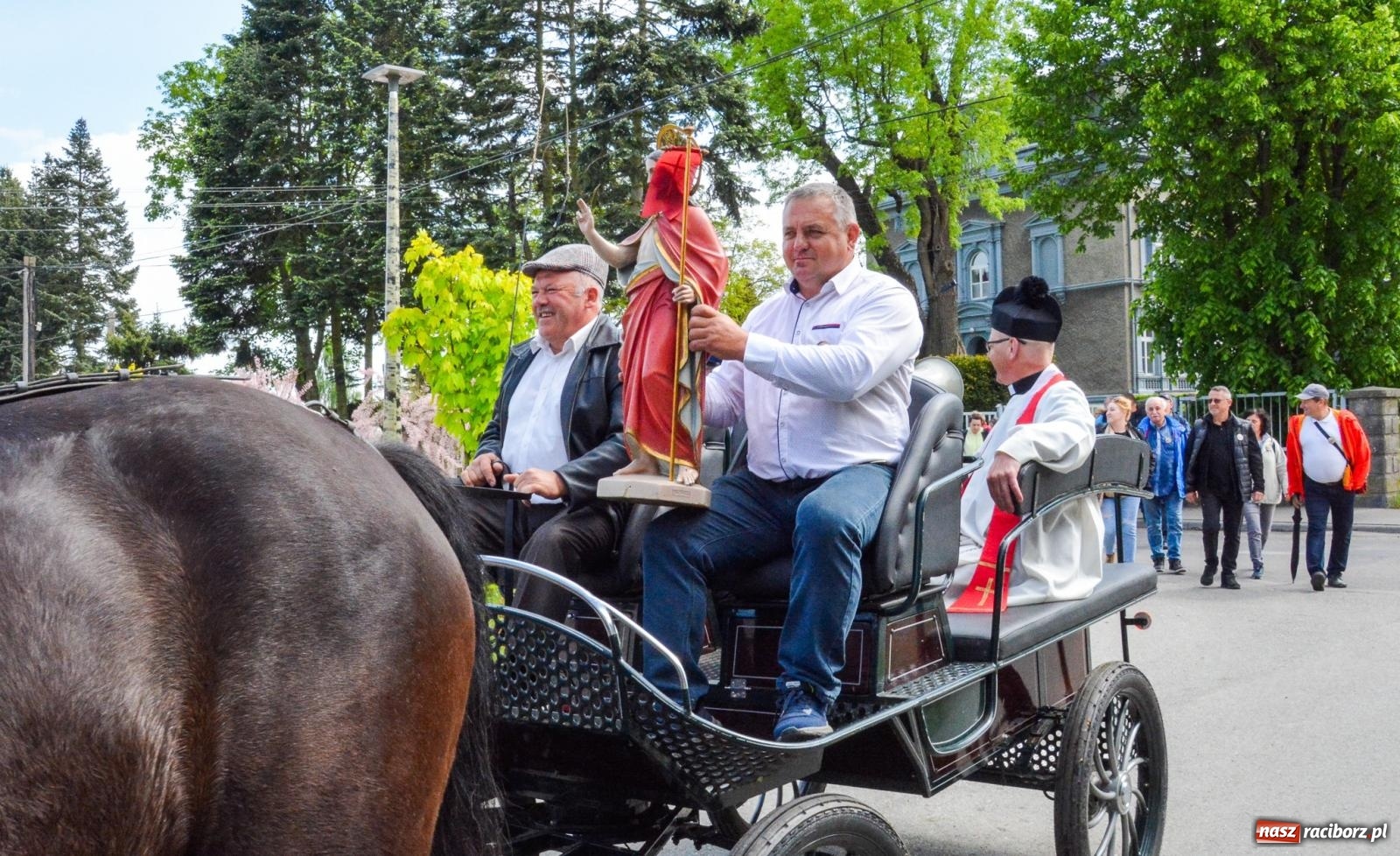 Zdjęcie w galerii na portalu naszraciborz.pl: W Pogrzebieniu ruszyła 148. procesja upamiętniająca wielkie gradobicie z 1877 roku wiadomości z regionu