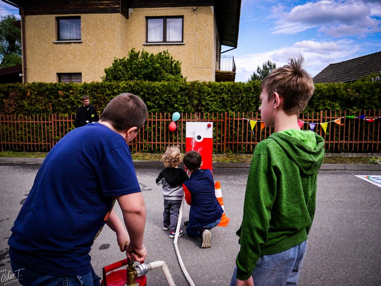 Zdjęcie w galerii na portalu naszraciborz.pl: Strażacki festyn rodzinny w Nędzy pełen atrakcji dla mieszkańców wiadomości z regionu