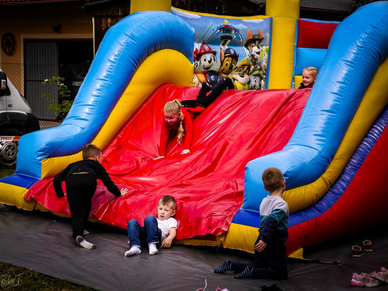 Zdjęcie w galerii na portalu naszraciborz.pl: Strażacki festyn rodzinny w Nędzy pełen atrakcji dla mieszkańców wiadomości z regionu