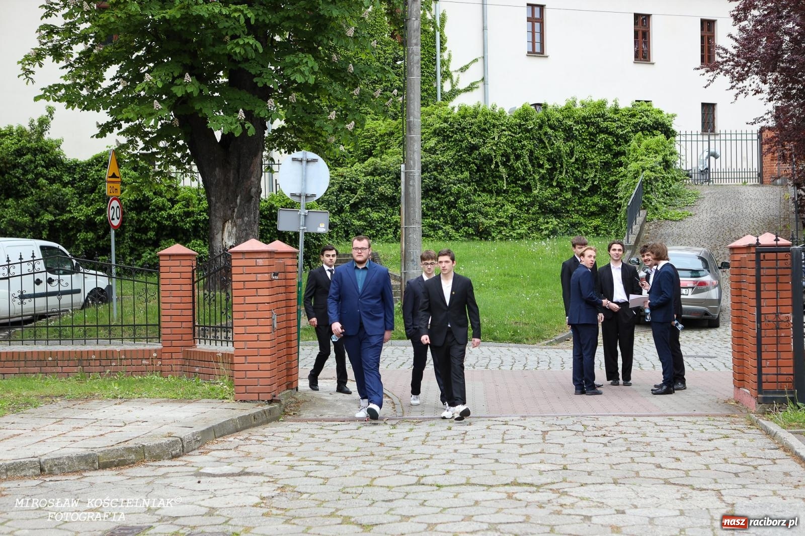 Zdjęcie w galerii na portalu naszraciborz.pl: Maturzyści z CKZiU nr 2 Mechanik rozpoczęli egzaminacyjną sesję. Dziś przystąpili do matury z języka polskiego wiadomości z regionu