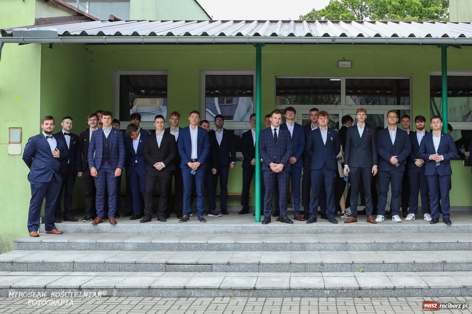 Zdjęcie w galerii na portalu naszraciborz.pl: Maturzyści z CKZiU nr 2 Mechanik rozpoczęli egzaminacyjną sesję. Dziś przystąpili do matury z języka polskiego wiadomości z regionu