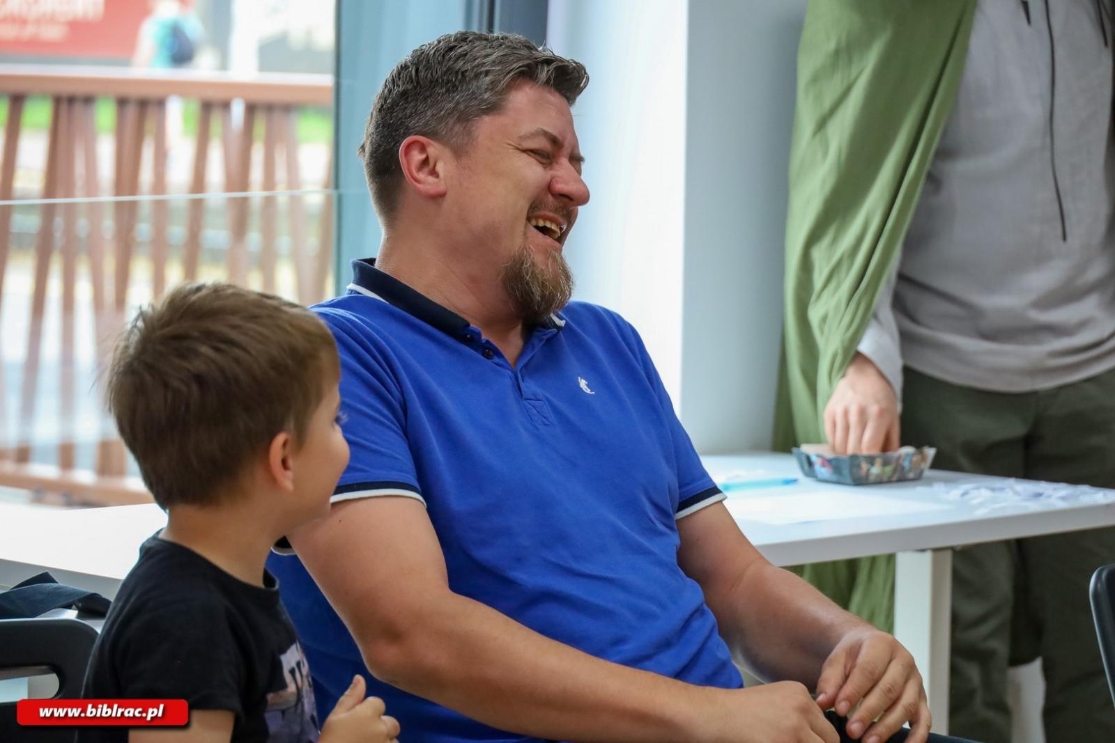 Zdjęcie w galerii na portalu naszraciborz.pl: Moc była z Biblioteką! Dzień Gwiezdnych Wojen na Stacji Młodych wiadomości z regionu