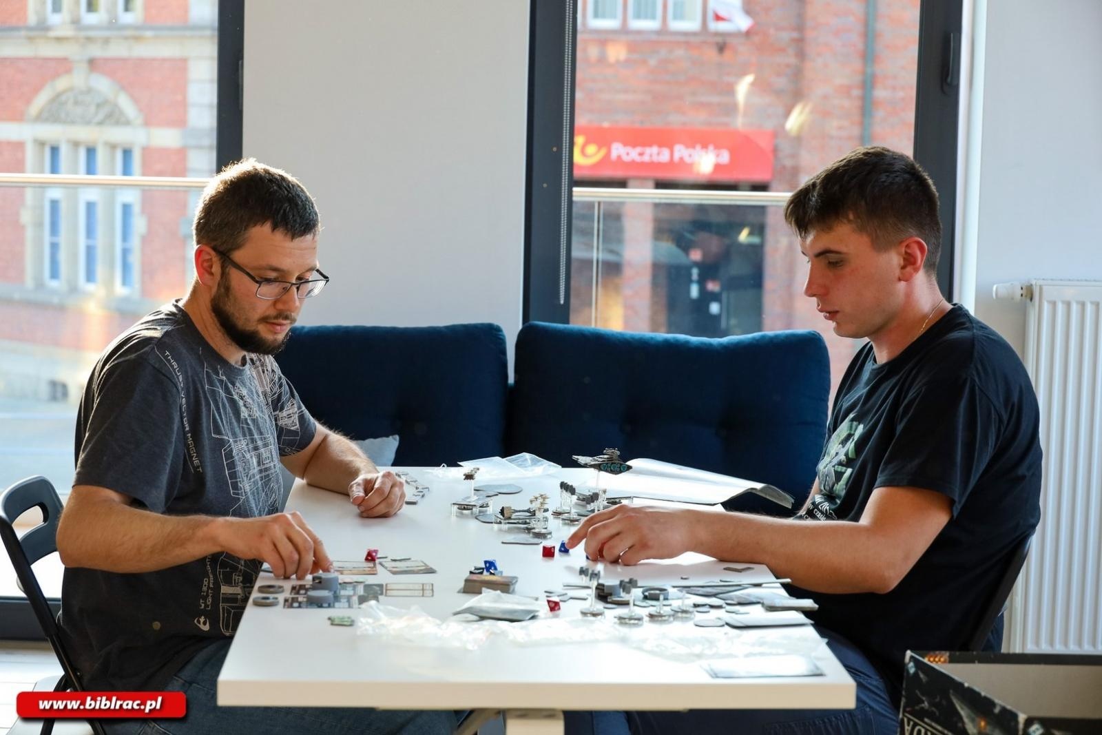 Zdjęcie w galerii na portalu naszraciborz.pl: Moc była z Biblioteką! Dzień Gwiezdnych Wojen na Stacji Młodych wiadomości z regionu