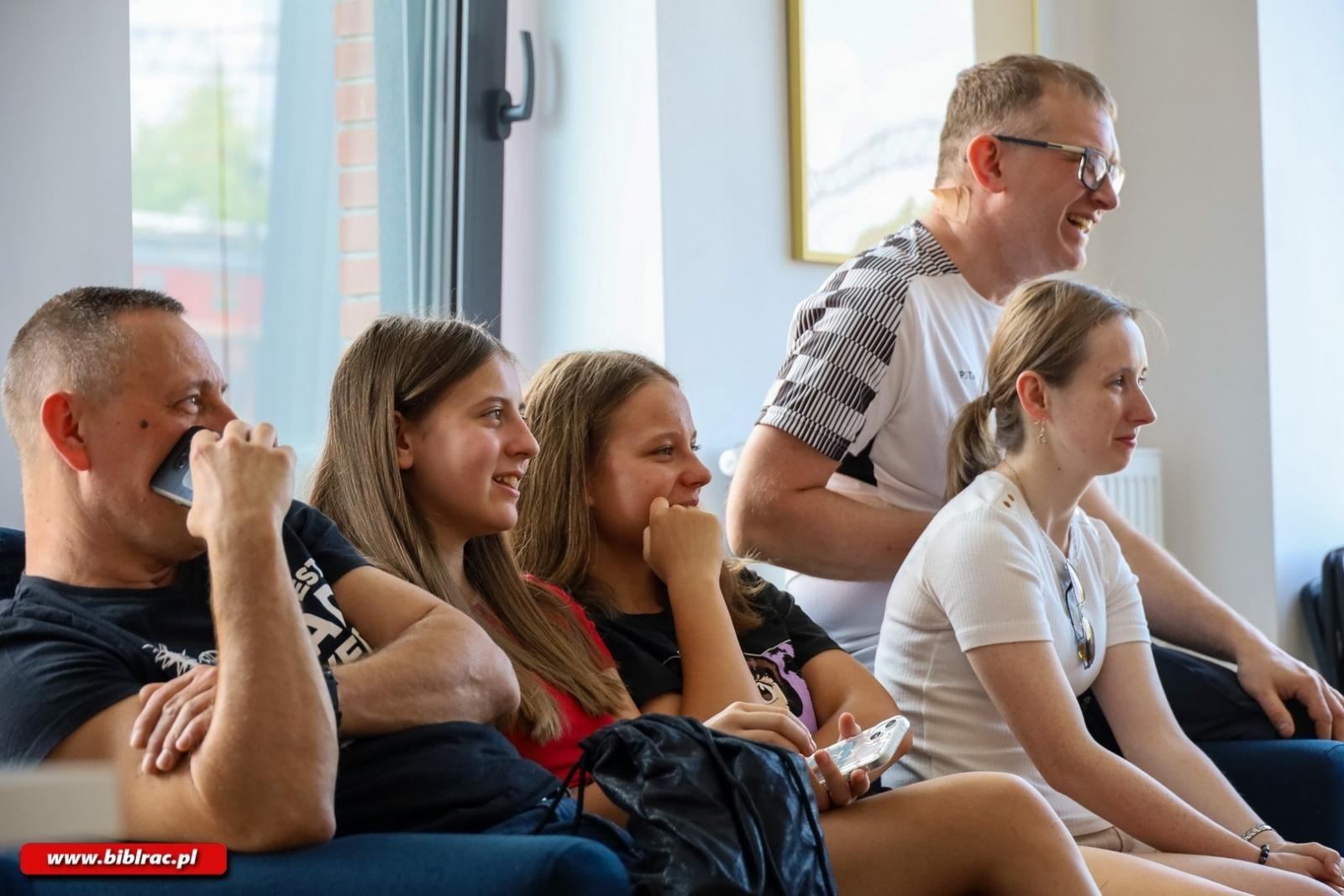 Zdjęcie w galerii na portalu naszraciborz.pl: Moc była z Biblioteką! Dzień Gwiezdnych Wojen na Stacji Młodych wiadomości z regionu