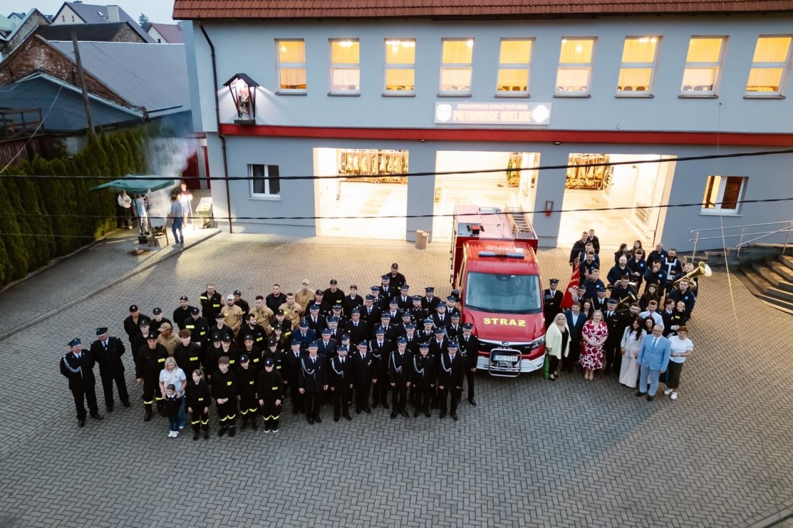 Zdjęcie w galerii na portalu naszraciborz.pl: Majówka w gminie Pietrowice Wielkie okiem drona [FOTO i WIDEO] wiadomości z regionu
